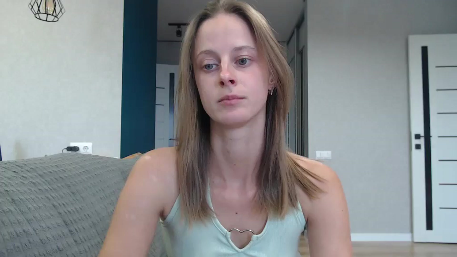 Gallery image thumbnail from favoriteyour's myfreecams stream on, 09/17/2025, 13:01 image 2 of 20