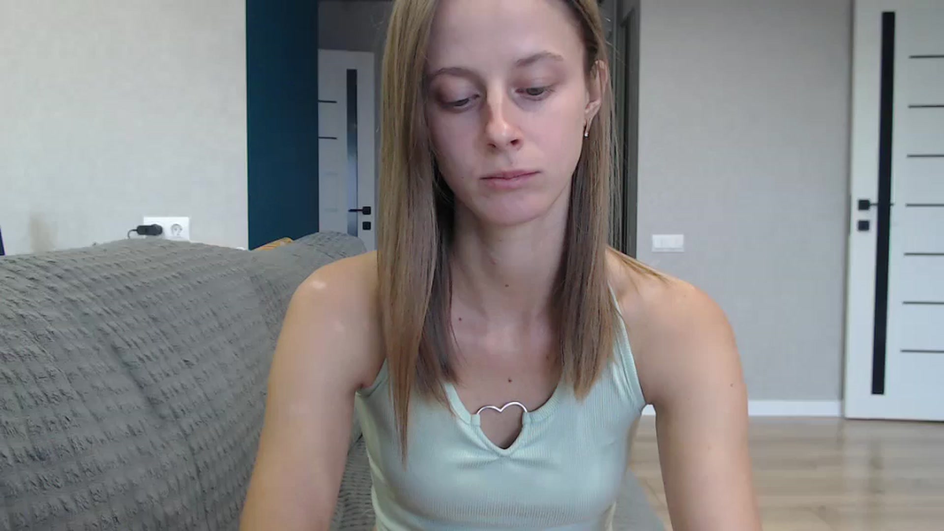 Gallery image thumbnail from favoriteyour's myfreecams stream on, 09/17/2025, 13:01 image 20 of 20