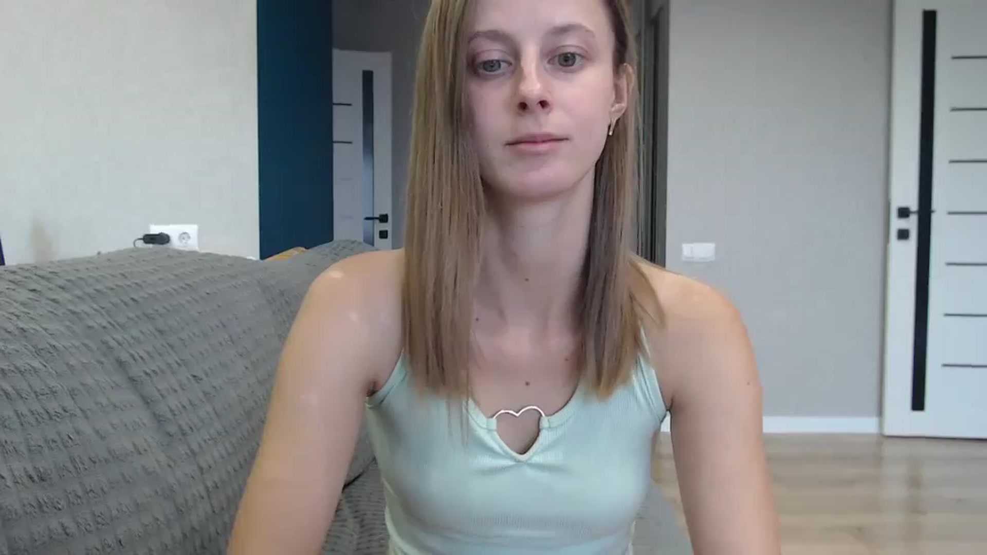 Gallery image thumbnail from favoriteyour's myfreecams stream on, 09/17/2025, 13:01 image 19 of 20