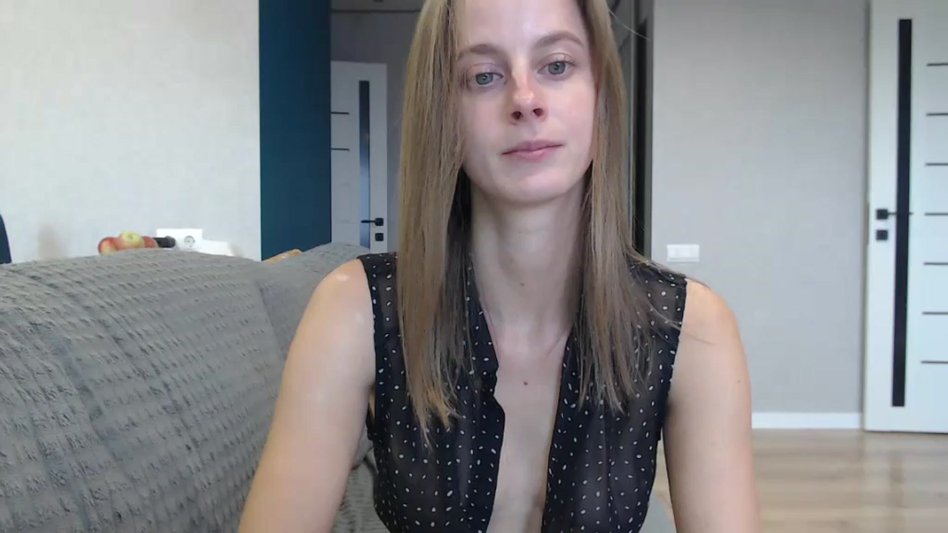 Gallery image thumbnail from favoriteyour's myfreecams stream on, 09/18/2025, 12:56 image 13 of 20