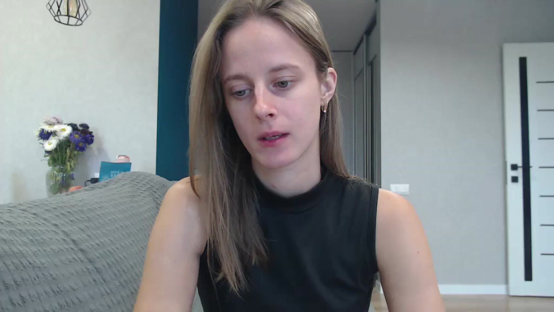 Gallery image thumbnail from favoriteyour's myfreecams stream on, 09/25/2025, 08:34 image 1 of 20