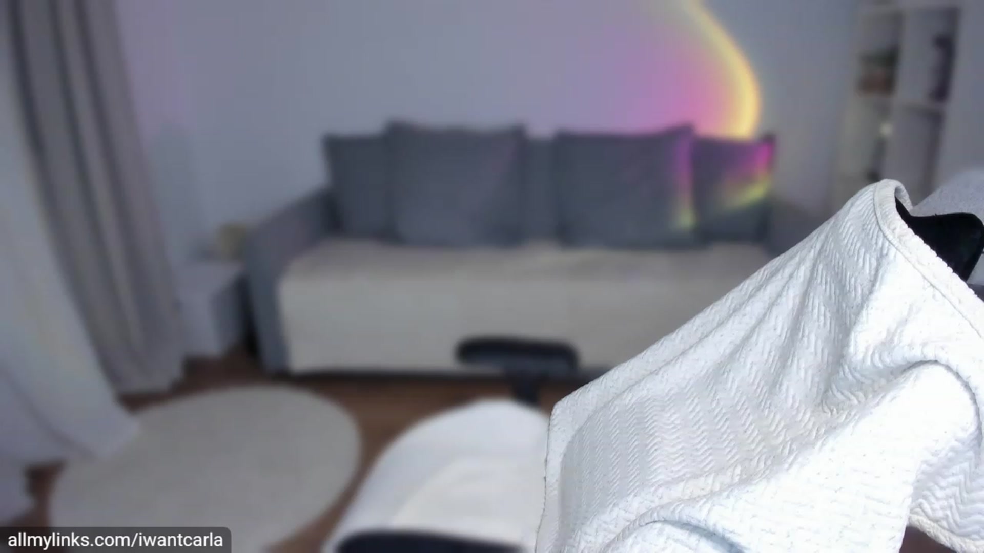 Gallery image thumbnail from fcknunicorn's myfreecams stream on, 04/29/2023, 20:48 image 13 of 20