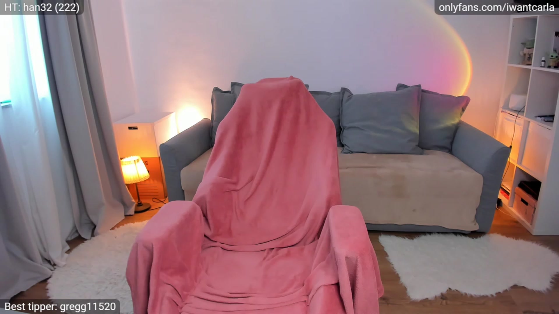 Gallery image thumbnail from fcknunicorn's myfreecams stream on, 08/13/2023, 14:25 image 3 of 20