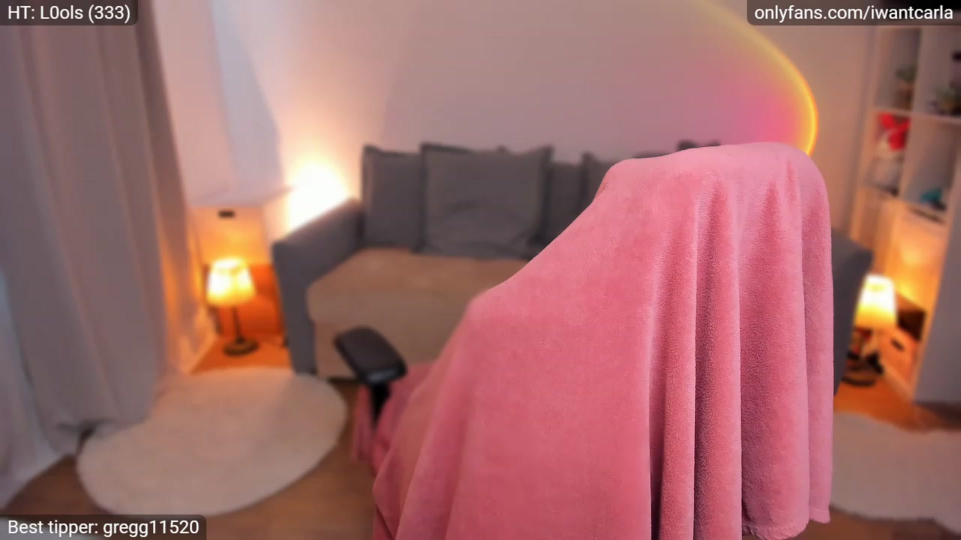 Gallery image thumbnail from fcknunicorn's myfreecams stream on, 08/29/2023, 12:47 image 12 of 20