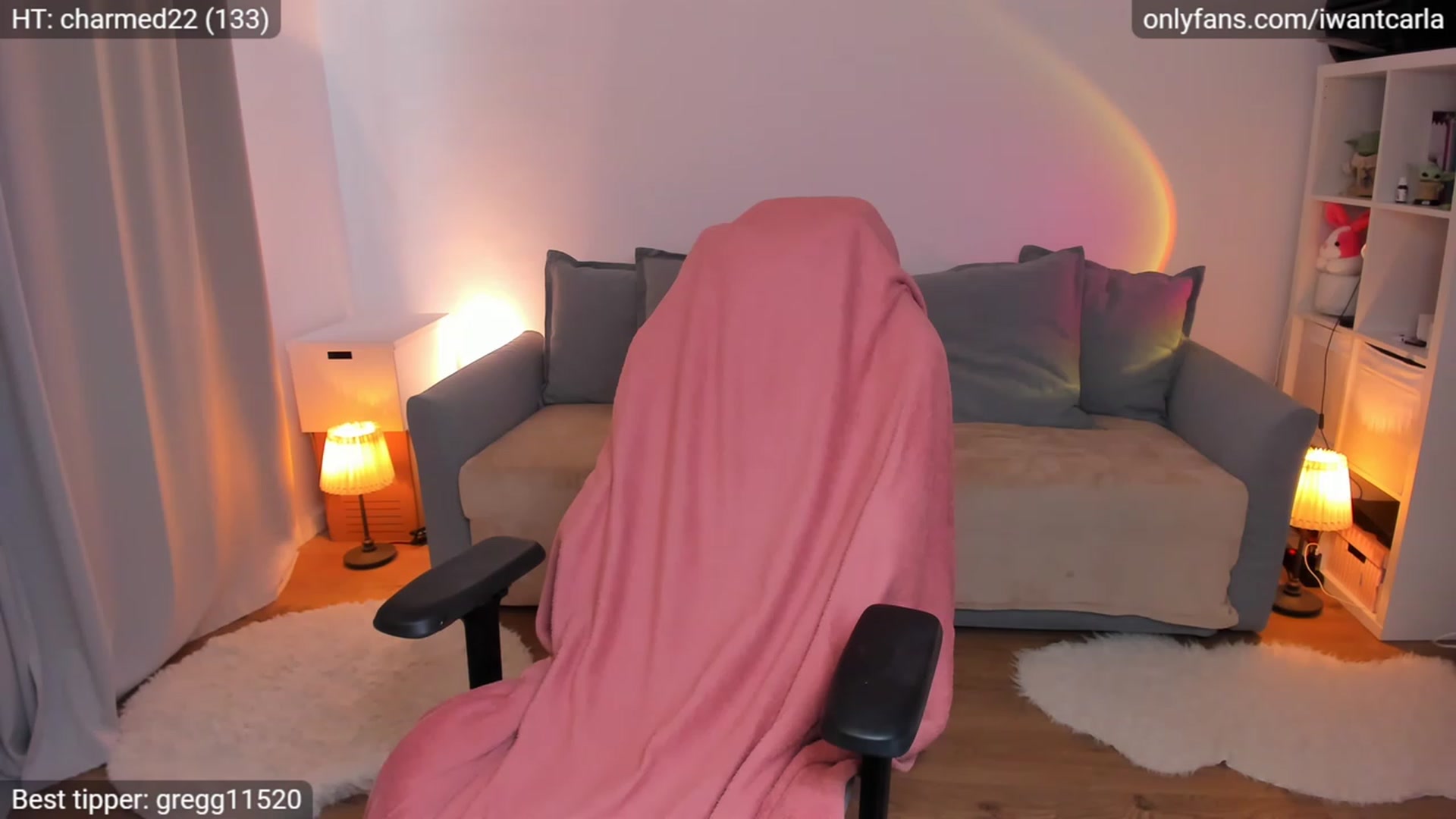 Gallery image thumbnail from fcknunicorn's myfreecams stream on, 09/01/2023, 14:18 image 6 of 20