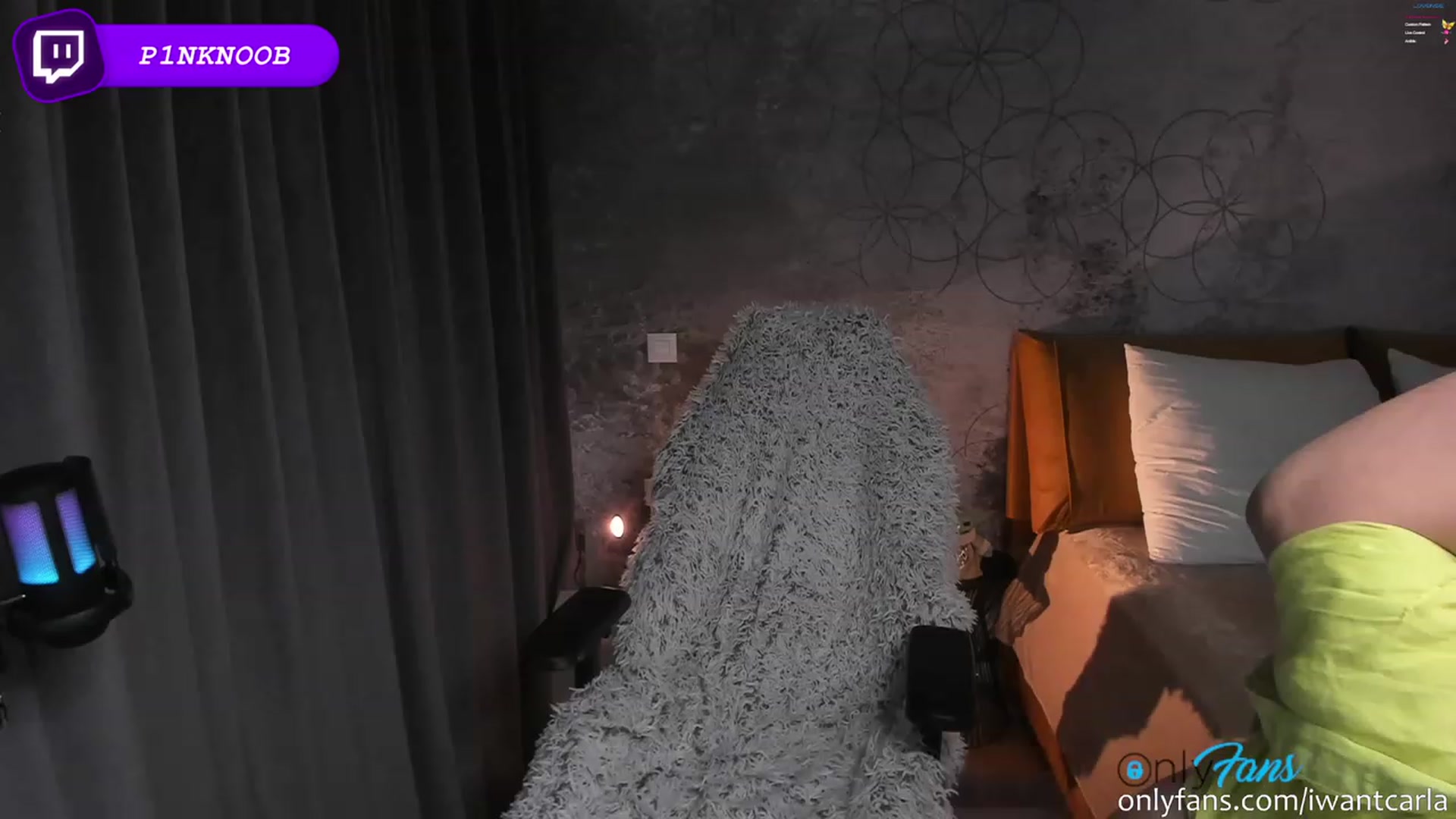 Gallery image thumbnail from fcknunicorn's myfreecams stream on, 11/11/2023, 18:28 image 10 of 20