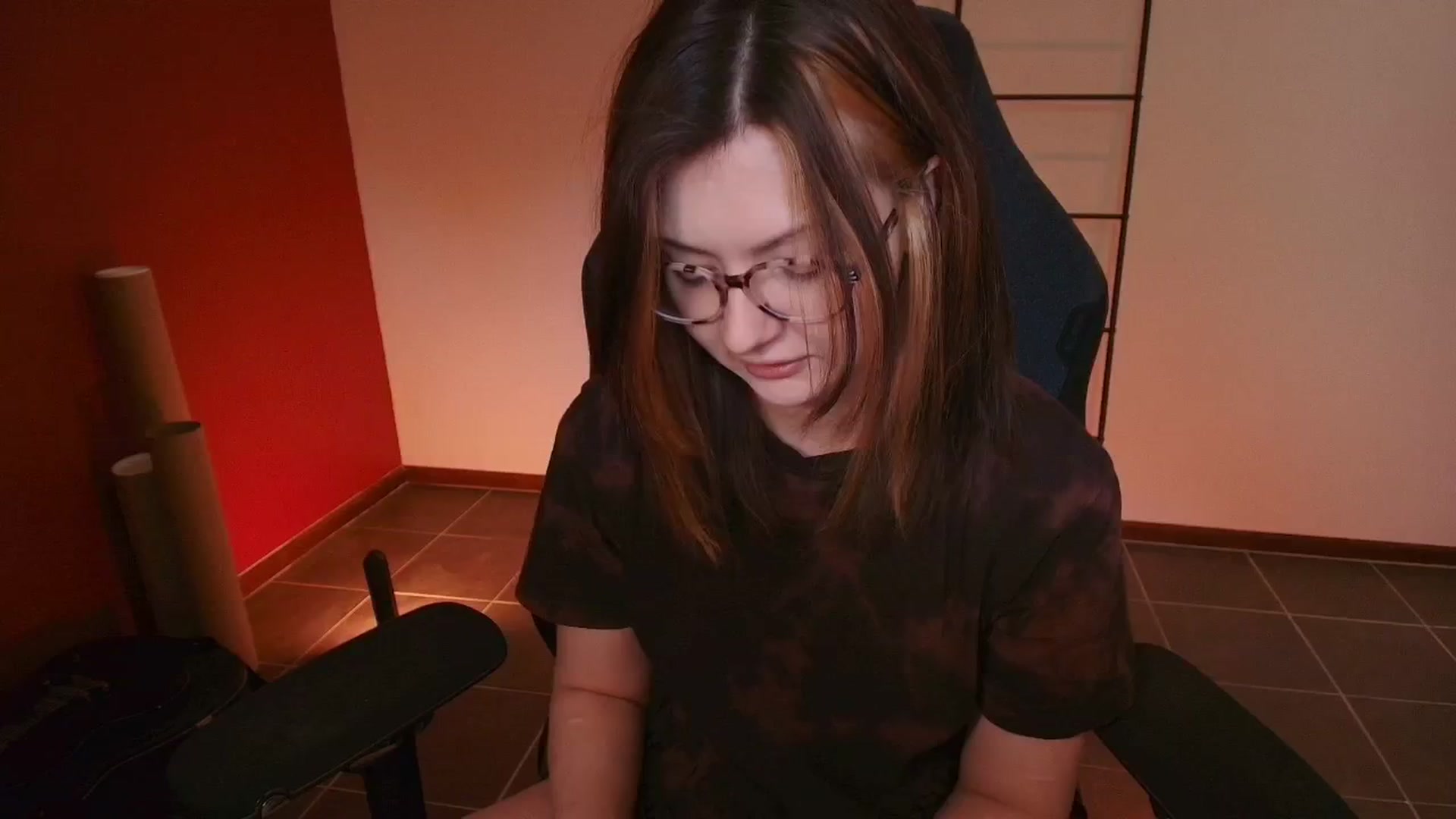 Gallery image thumbnail from febris's myfreecams stream on, 02/06/2026, 24:44 image 17 of 20