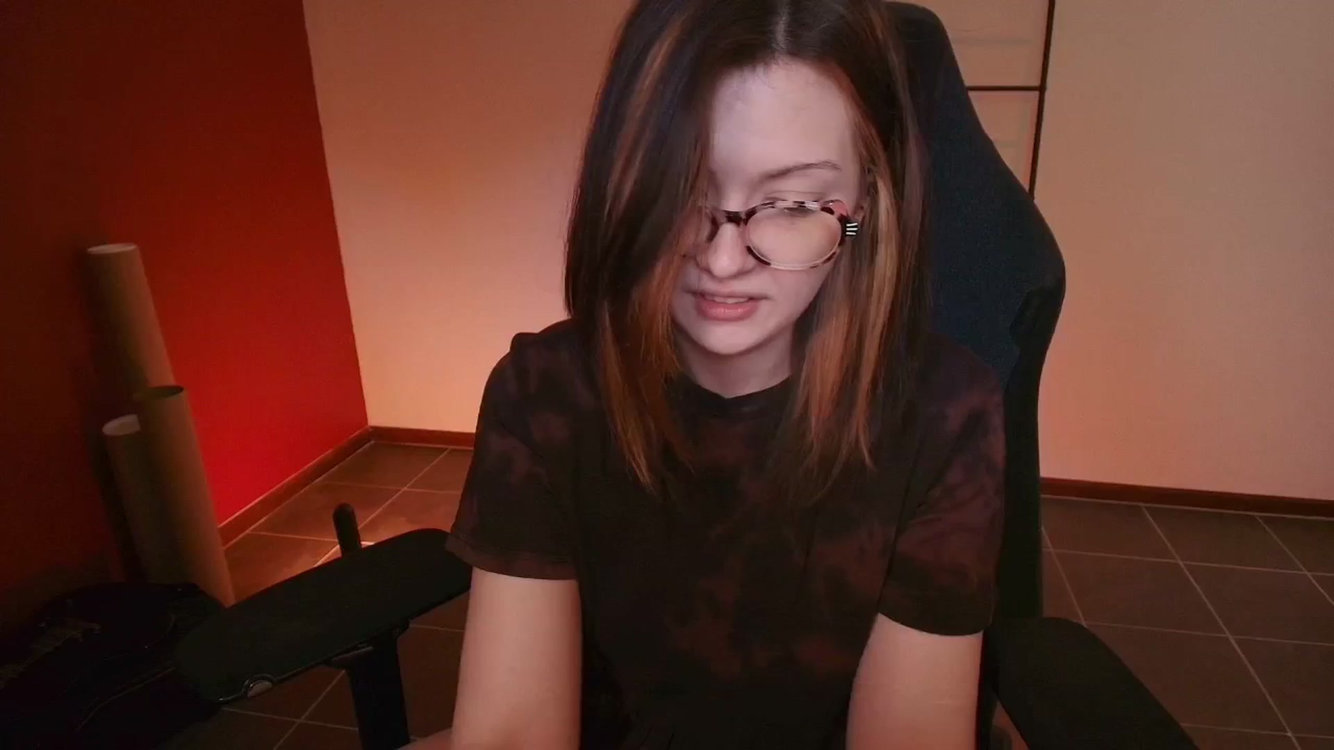 Gallery image thumbnail from febris's myfreecams stream on, 02/06/2026, 24:44 image 18 of 20