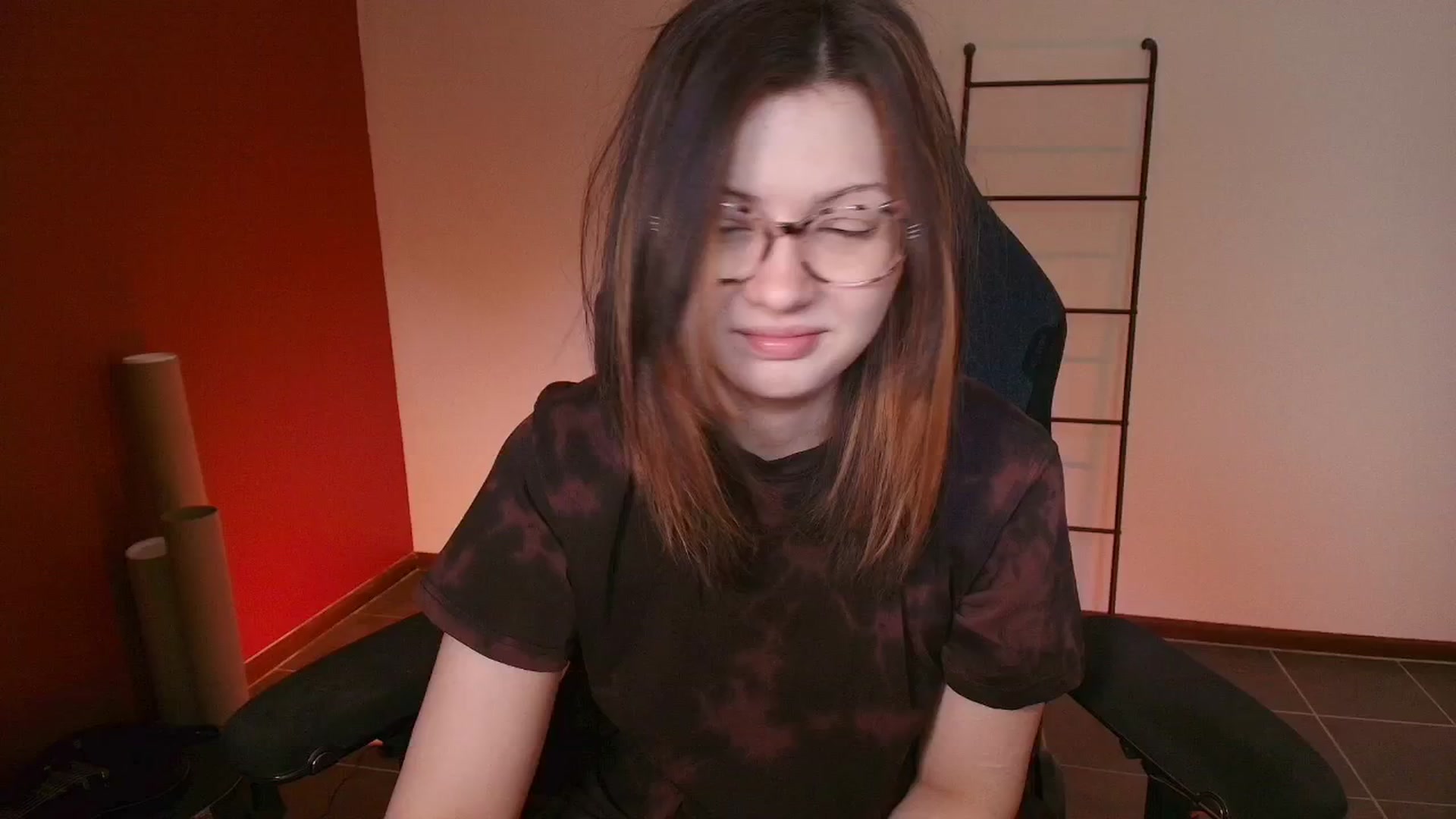 Gallery image thumbnail from febris's myfreecams stream on, 02/06/2026, 24:44 image 1 of 20
