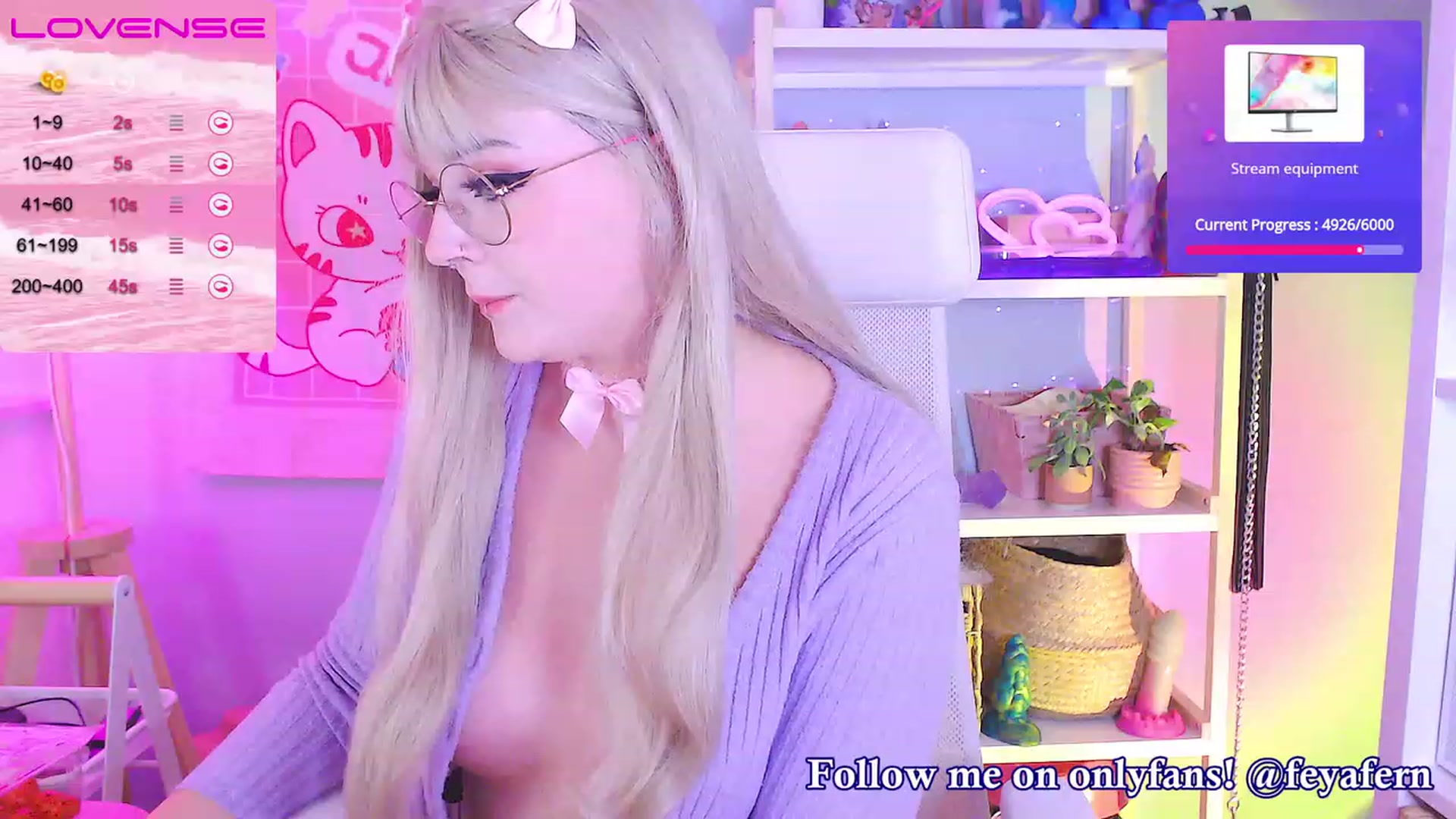 Gallery image thumbnail from feyafern's myfreecams stream on, 11/18/2022, 16:11 image 19 of 20