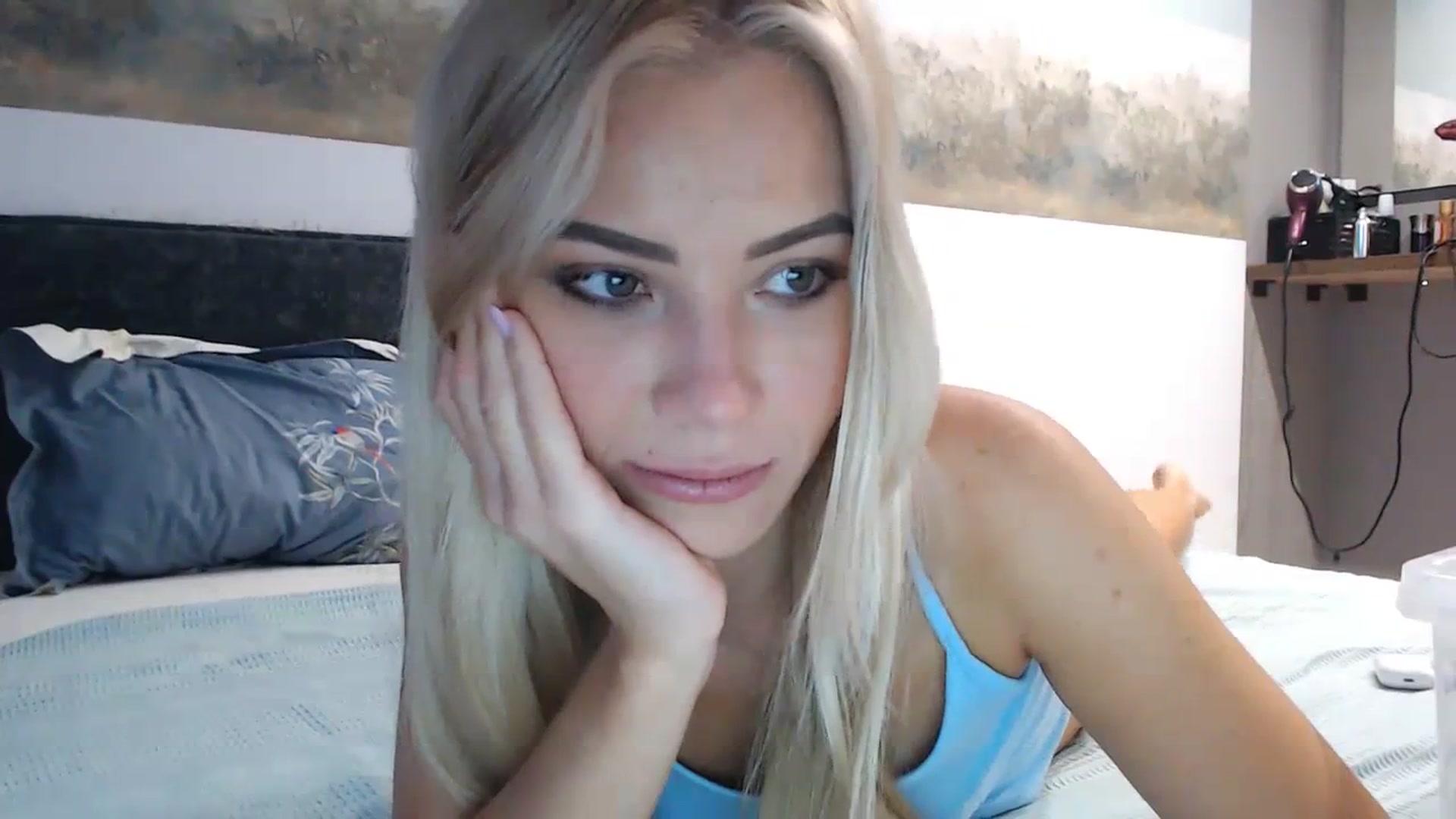 Gallery image thumbnail from fiancee's myfreecams stream on, 03/16/2024, 05:22 image 4 of 20