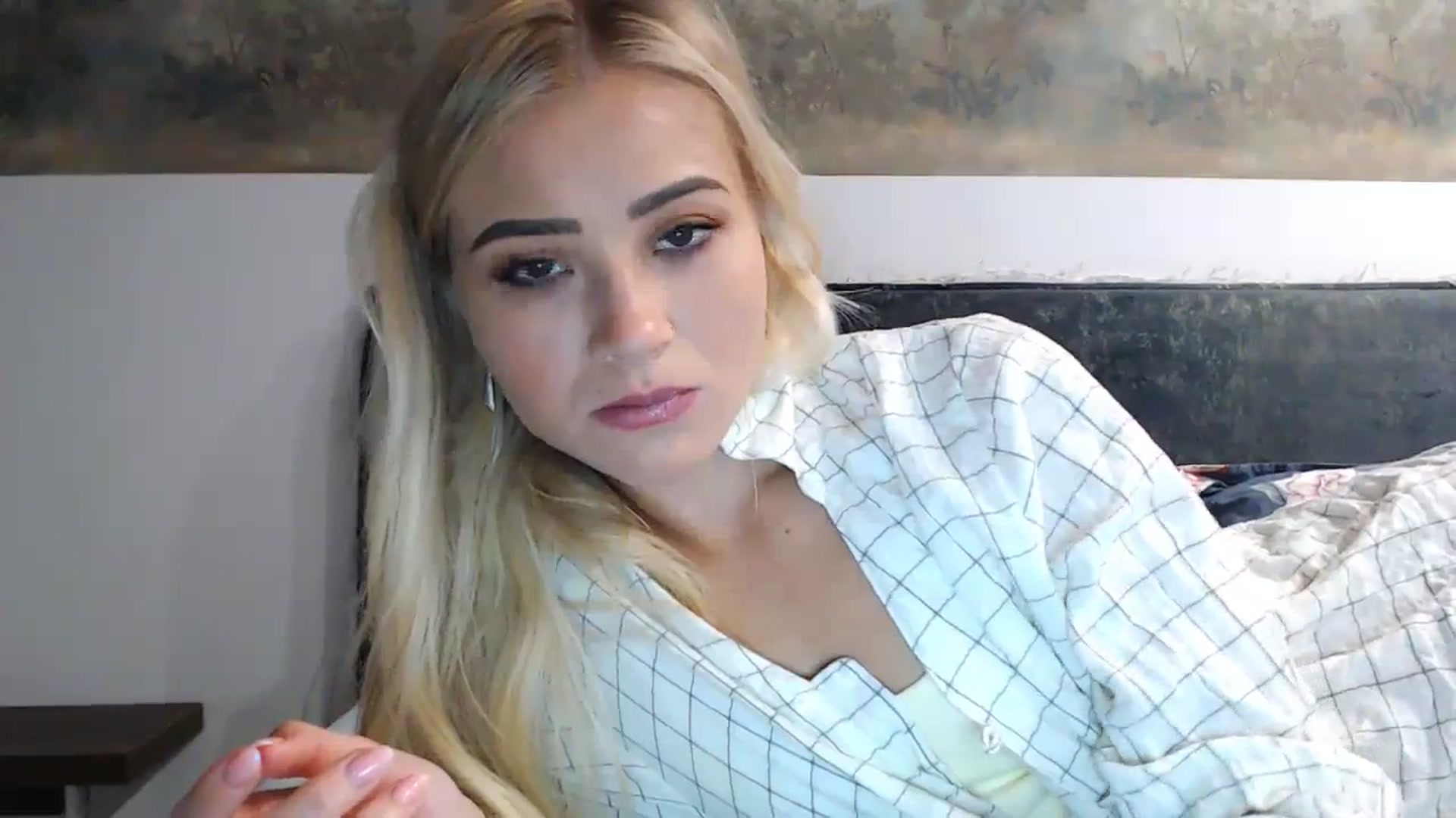 Gallery image thumbnail from fiancee's myfreecams stream on, 04/07/2024, 02:34 image 3 of 20