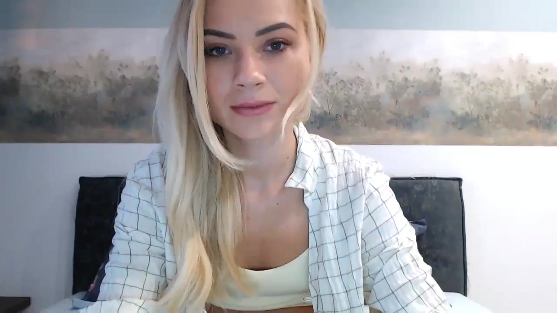 Gallery image thumbnail from fiancee's myfreecams stream on, 04/10/2024, 03:16 image 13 of 20