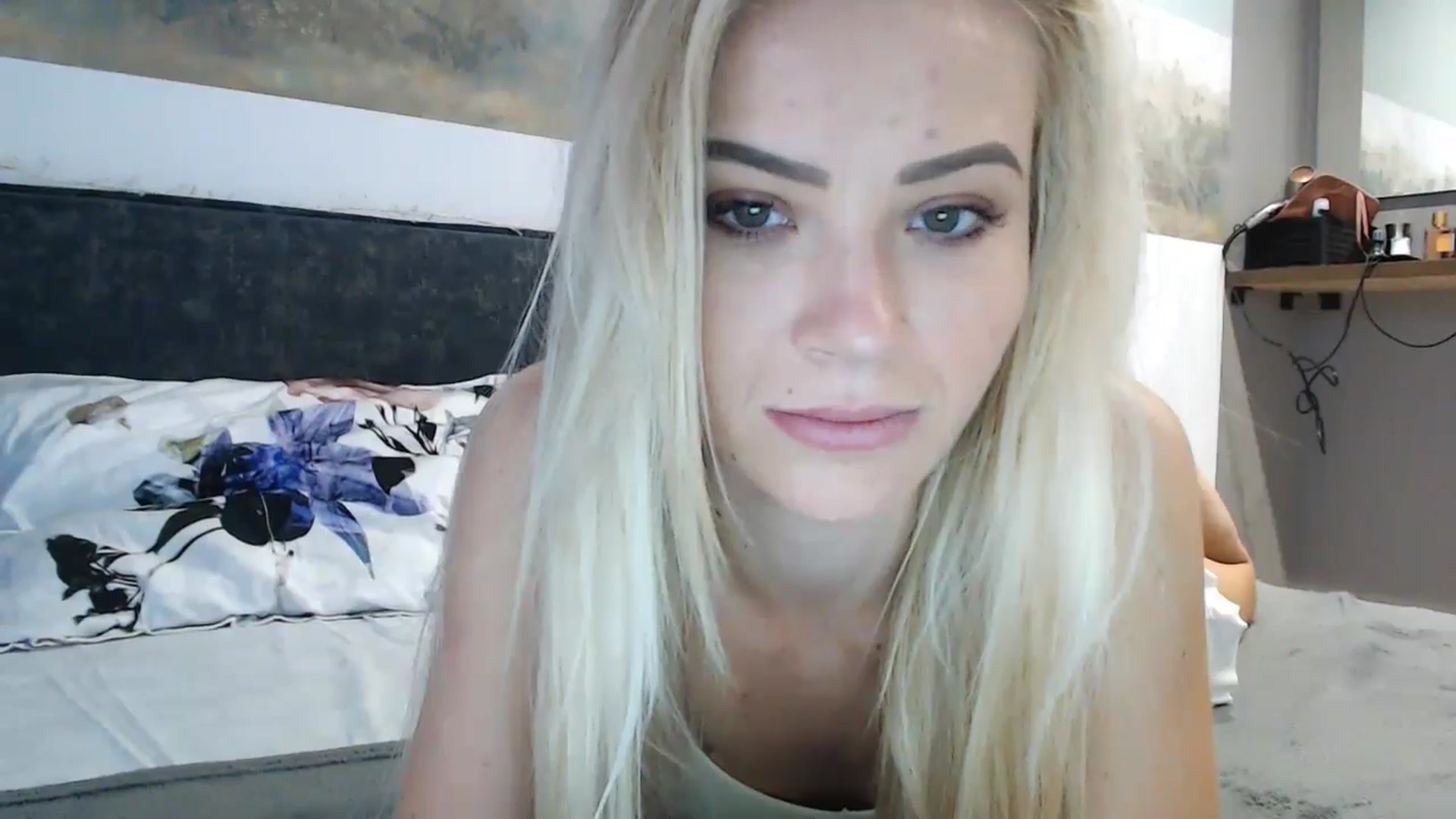 Gallery image thumbnail from fiancee's myfreecams stream on, 04/21/2024, 03:48 image 19 of 20
