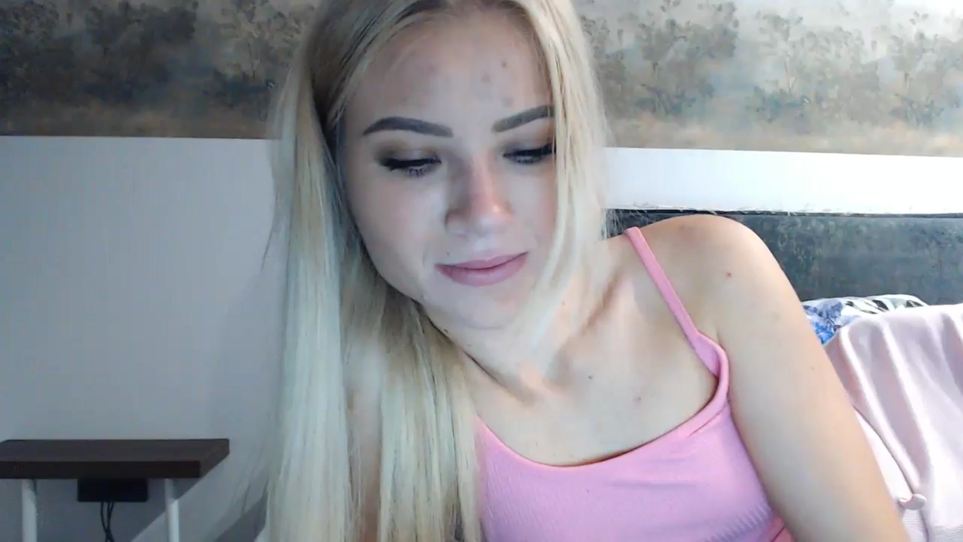 Gallery image thumbnail from fiancee's myfreecams stream on, 04/25/2024, 02:34 image 8 of 20