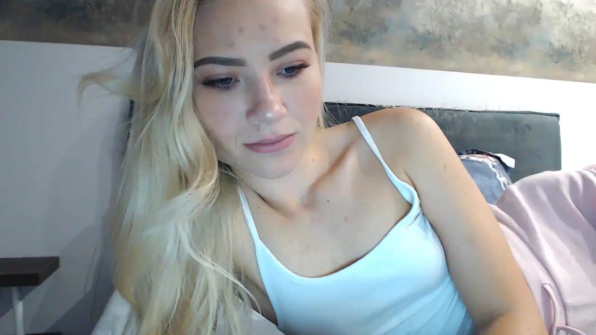 Gallery image thumbnail from fiancee's myfreecams stream on, 05/07/2024, 02:07 image 12 of 20