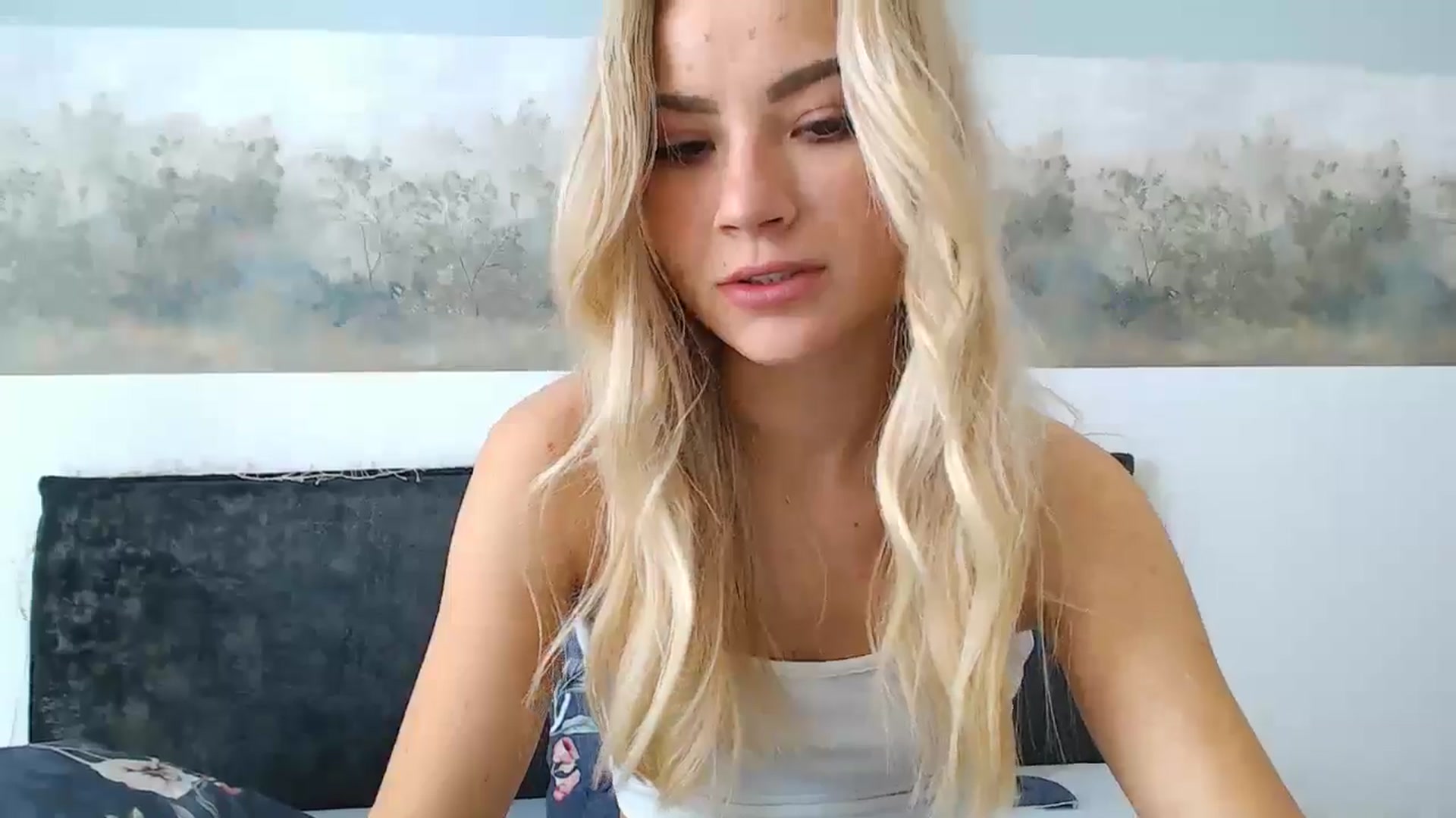 Gallery image thumbnail from fiancee's myfreecams stream on, 05/07/2024, 04:07 image 11 of 20