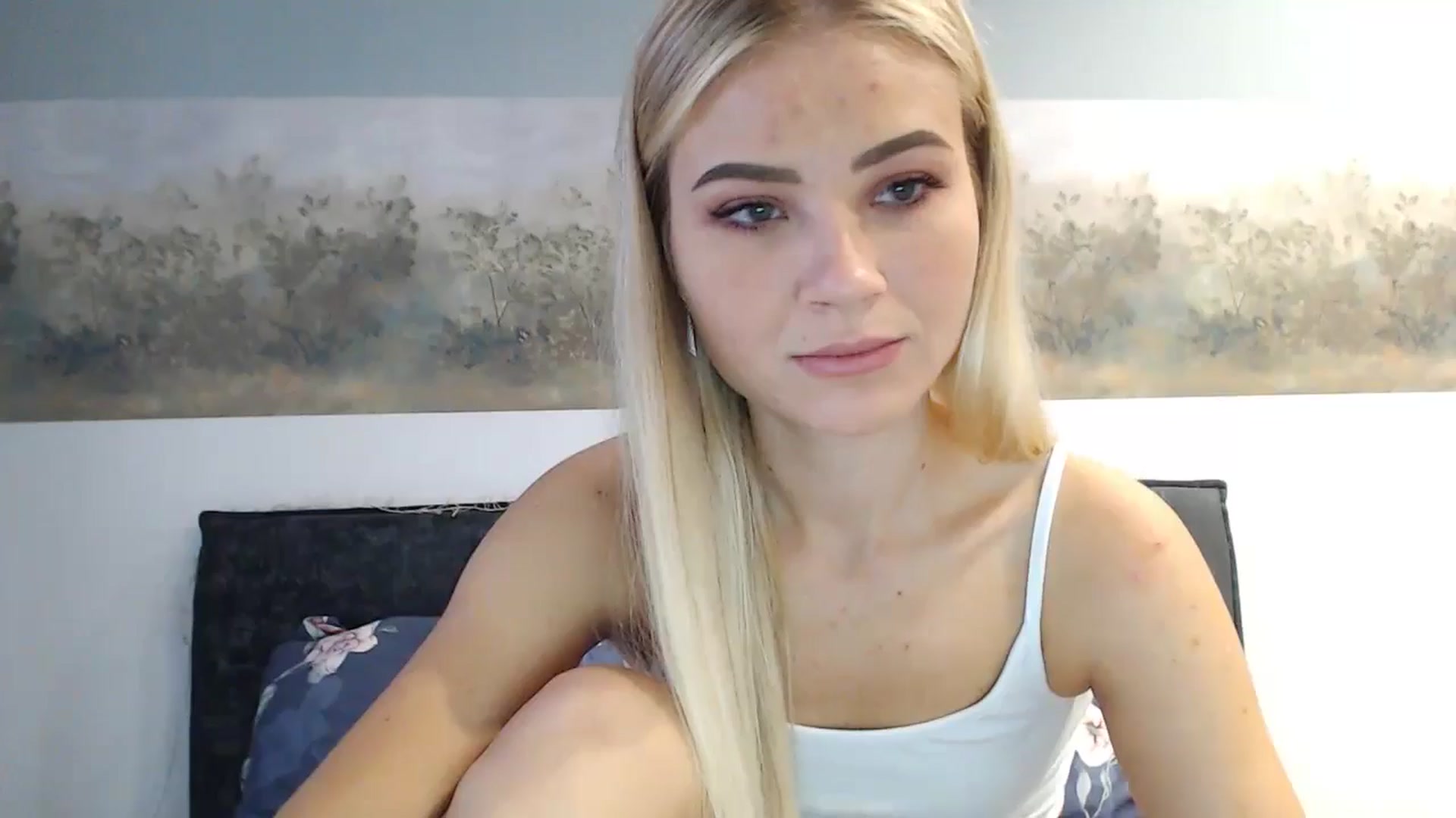 Gallery image thumbnail from fiancee's myfreecams stream on, 05/08/2024, 02:58 image 1 of 20