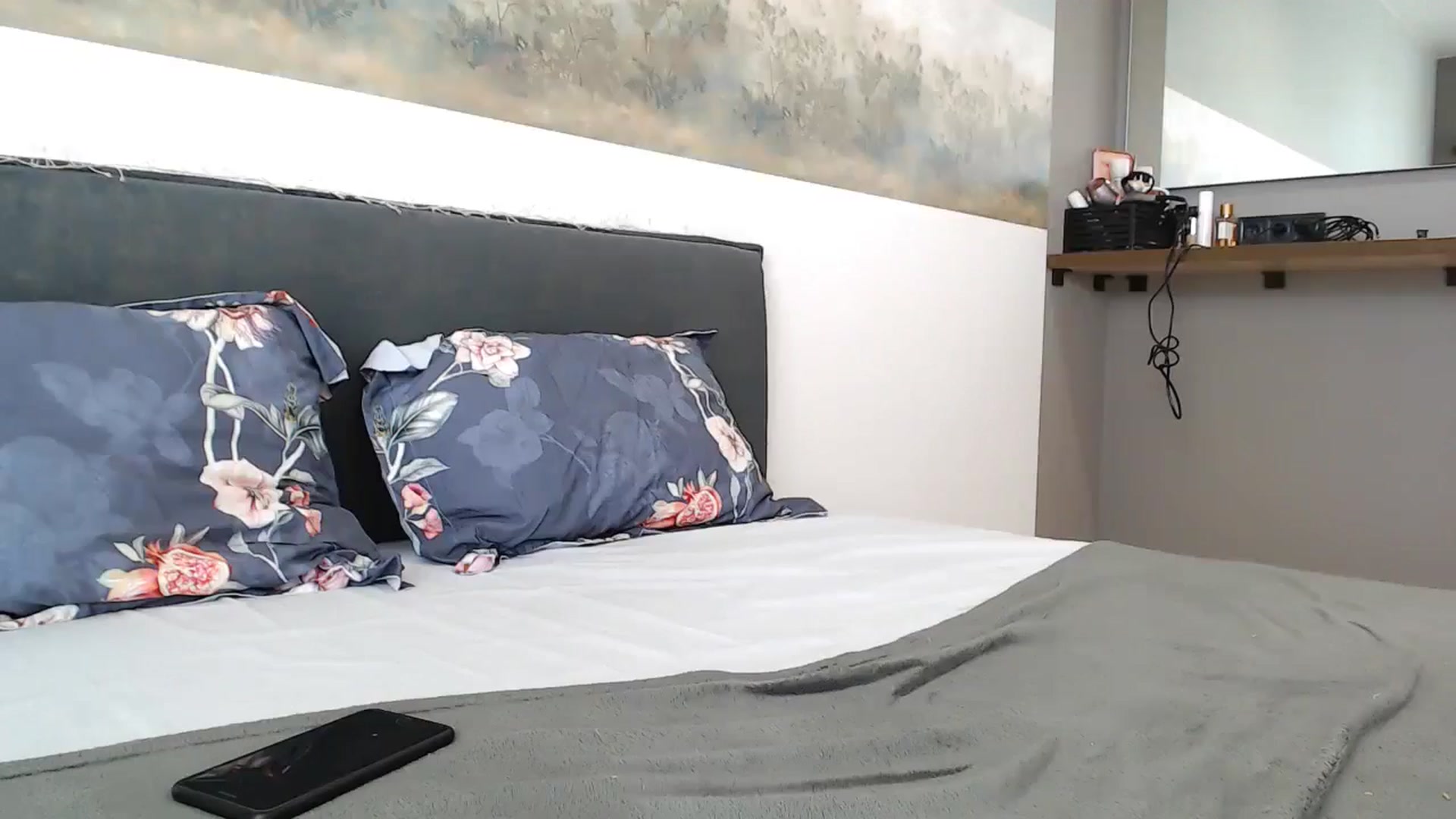 Gallery image thumbnail from fiancee's myfreecams stream on, 05/08/2024, 03:54 image 11 of 20