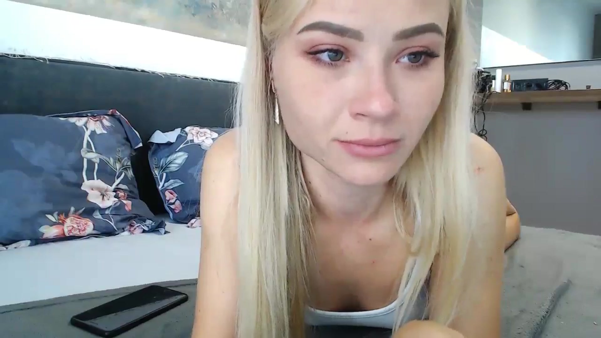 Gallery image thumbnail from fiancee's myfreecams stream on, 05/08/2024, 03:54 image 8 of 20