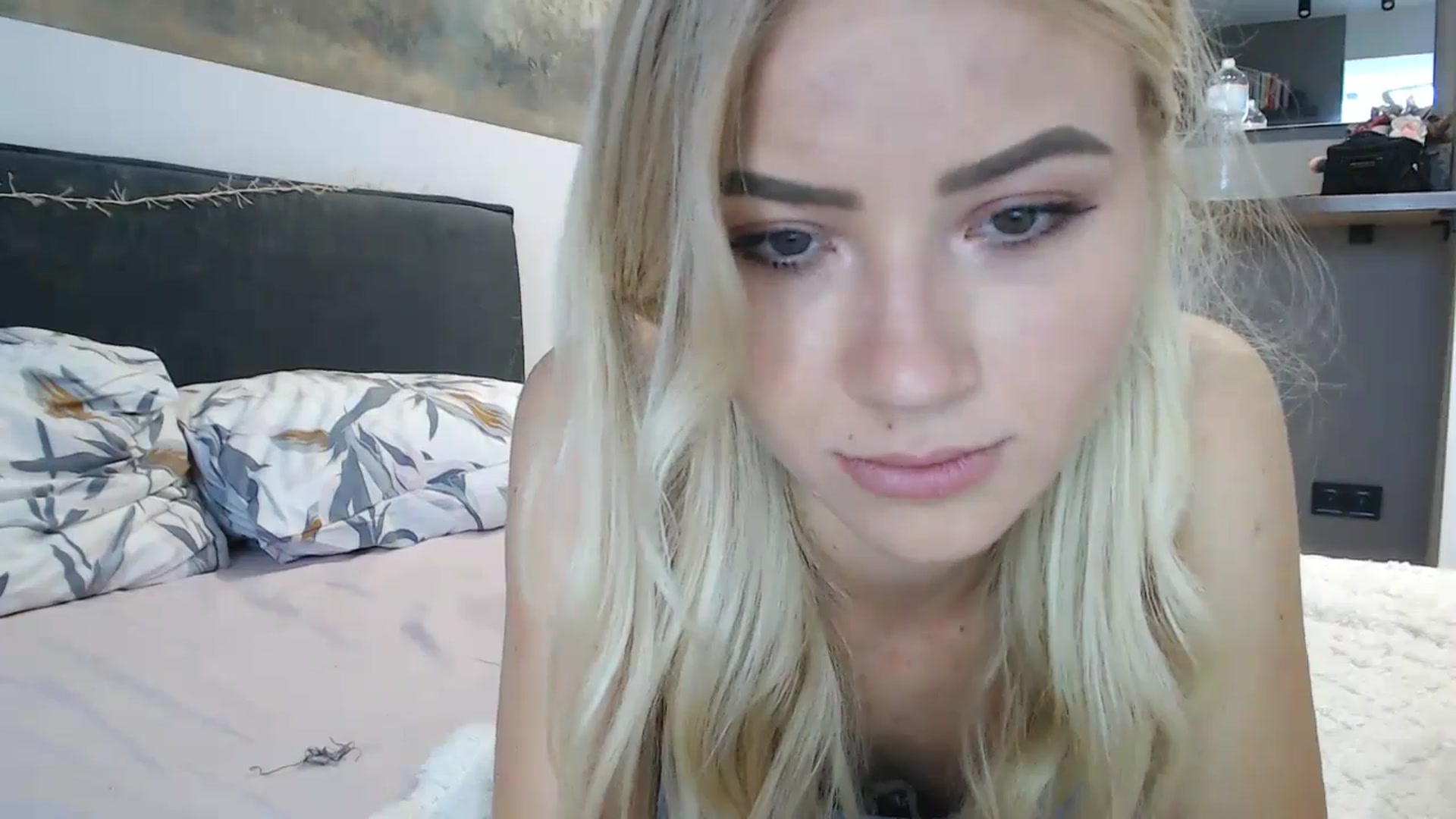 Gallery image thumbnail from fiancee's myfreecams stream on, 05/14/2024, 04:24 image 14 of 20