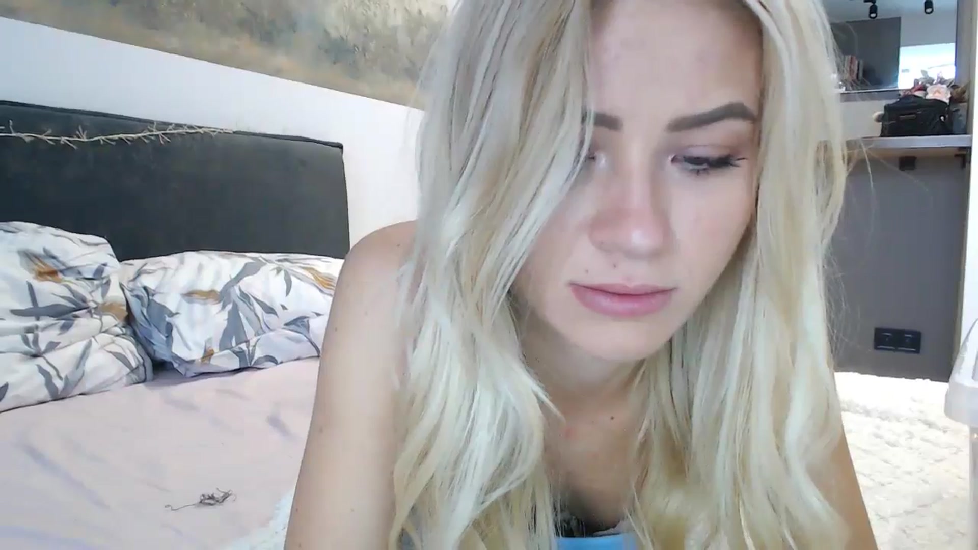 Gallery image thumbnail from fiancee's myfreecams stream on, 05/14/2024, 04:24 image 4 of 20