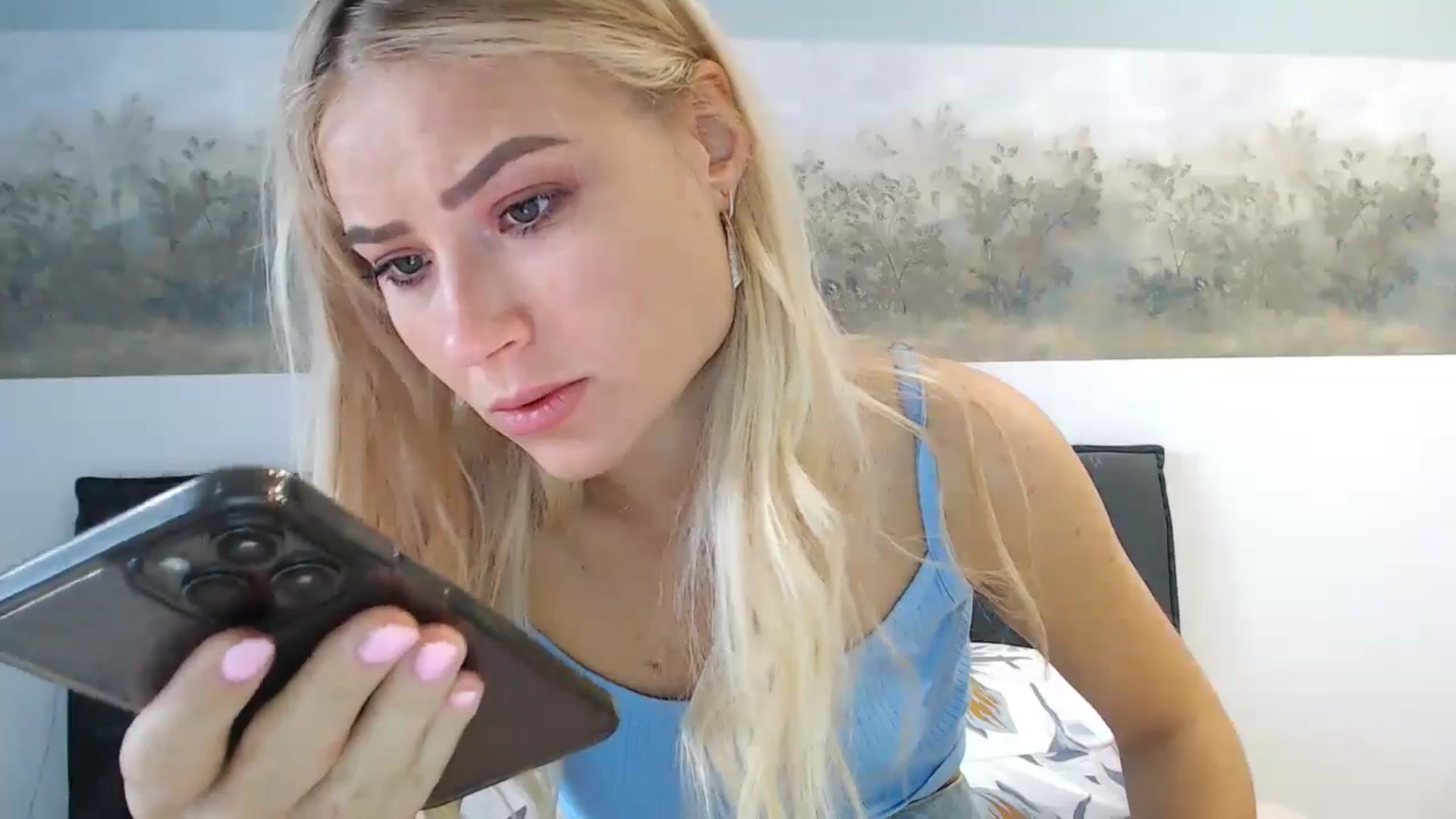 Gallery image thumbnail from fiancee's myfreecams stream on, 05/14/2024, 05:07 image 5 of 20