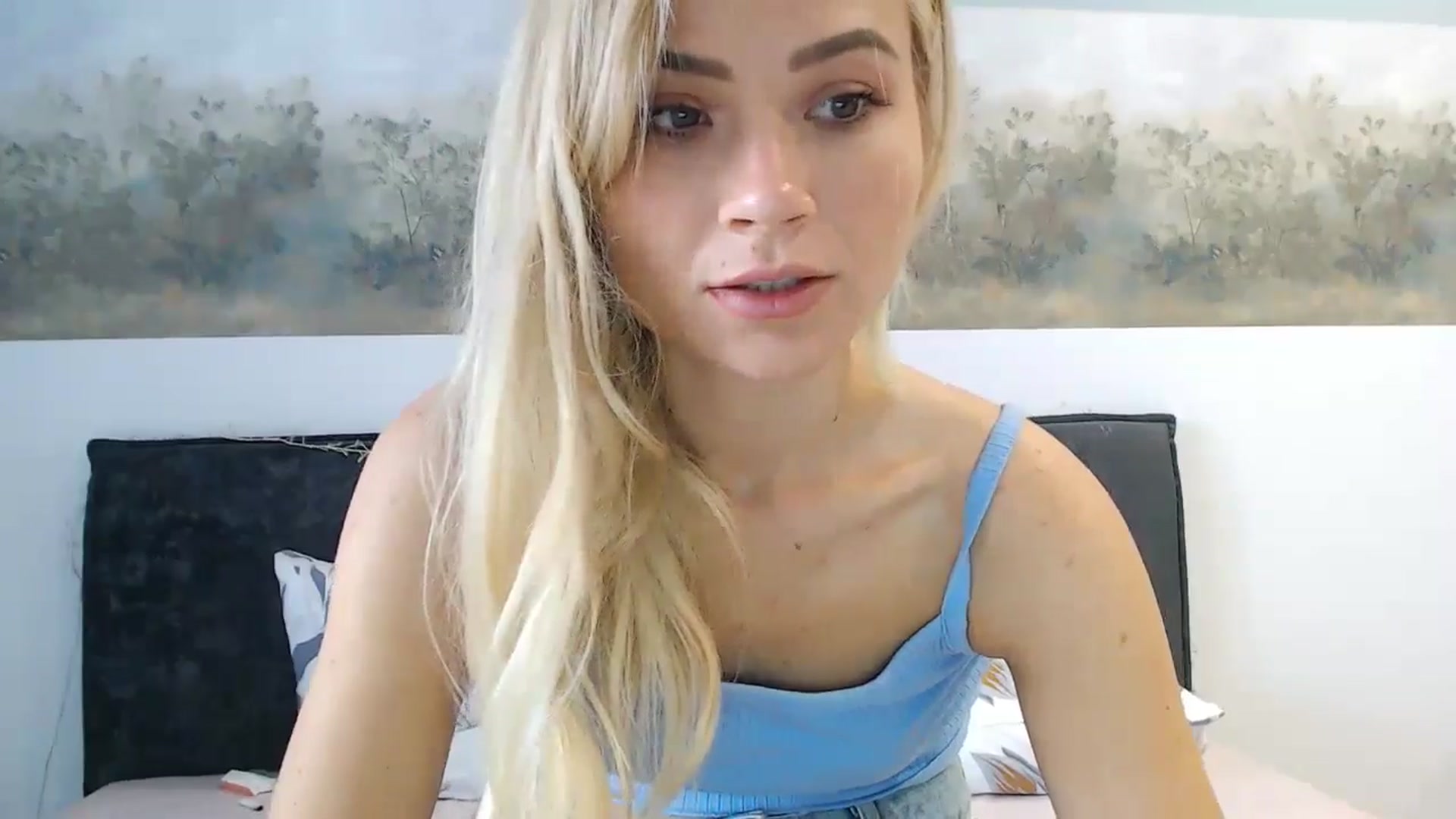 Gallery image thumbnail from fiancee's myfreecams stream on, 05/14/2024, 05:07 image 19 of 20