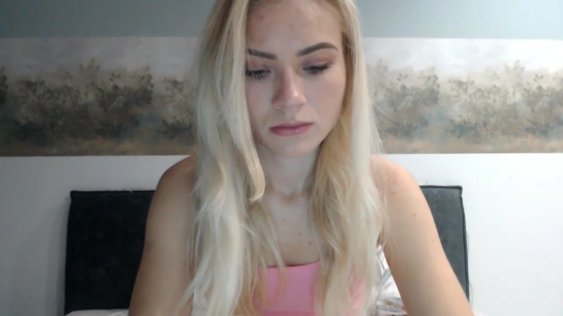 Gallery image thumbnail from fiancee's myfreecams stream on, 05/16/2024, 01:52 image 12 of 20