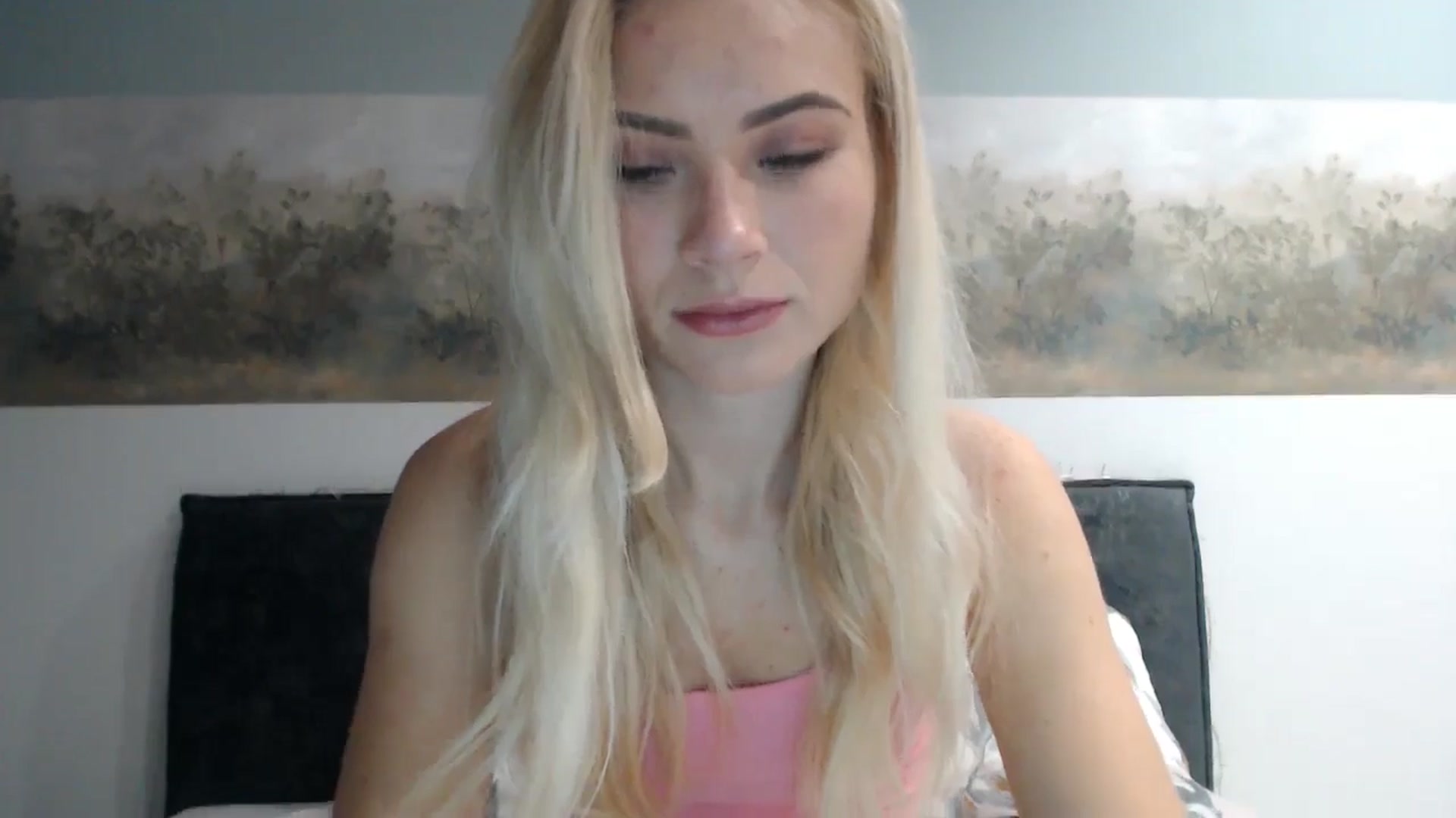 Gallery image thumbnail from fiancee's myfreecams stream on, 05/16/2024, 01:52 image 9 of 20