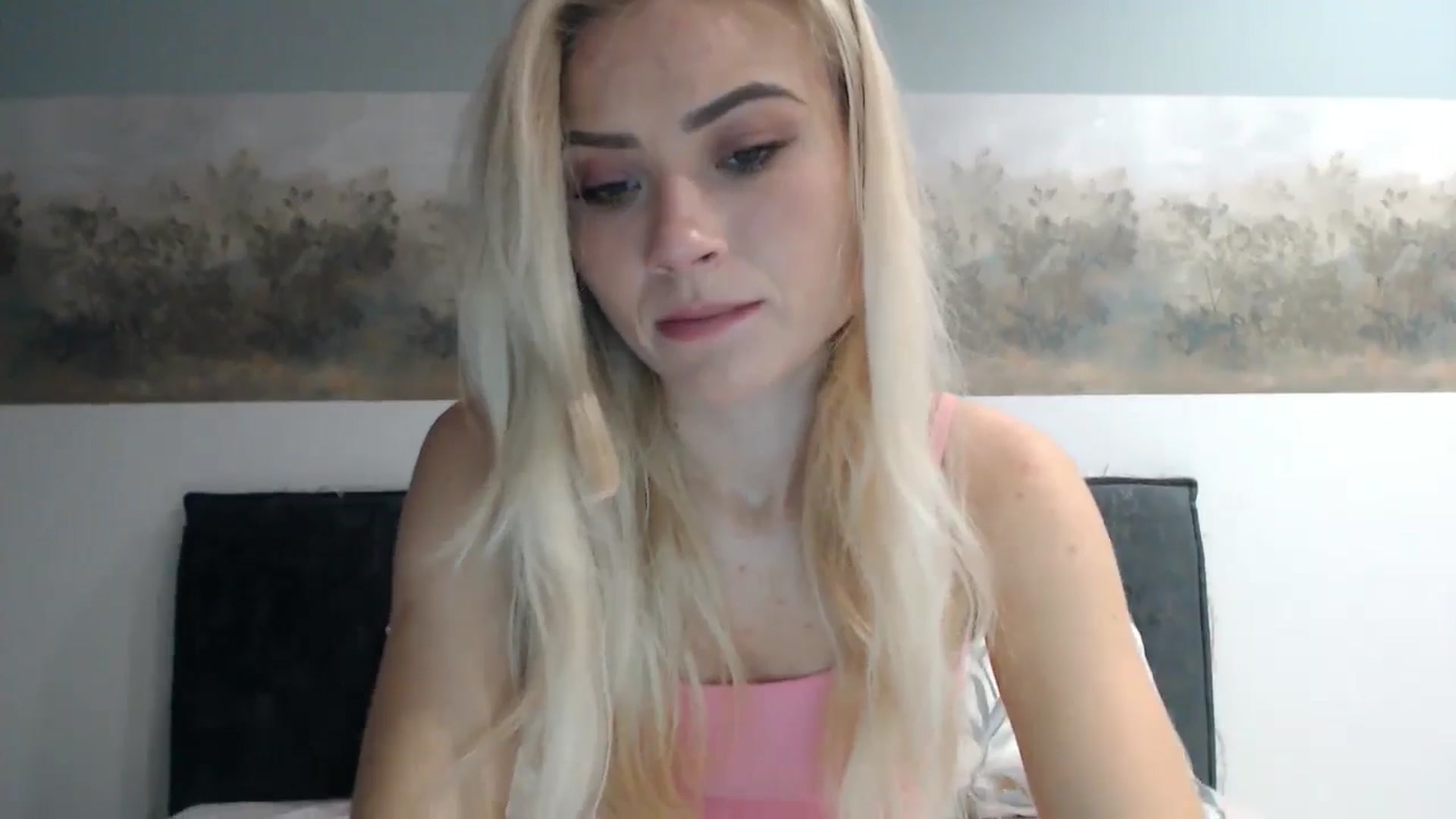 Gallery image thumbnail from fiancee's myfreecams stream on, 05/16/2024, 01:52 image 13 of 20
