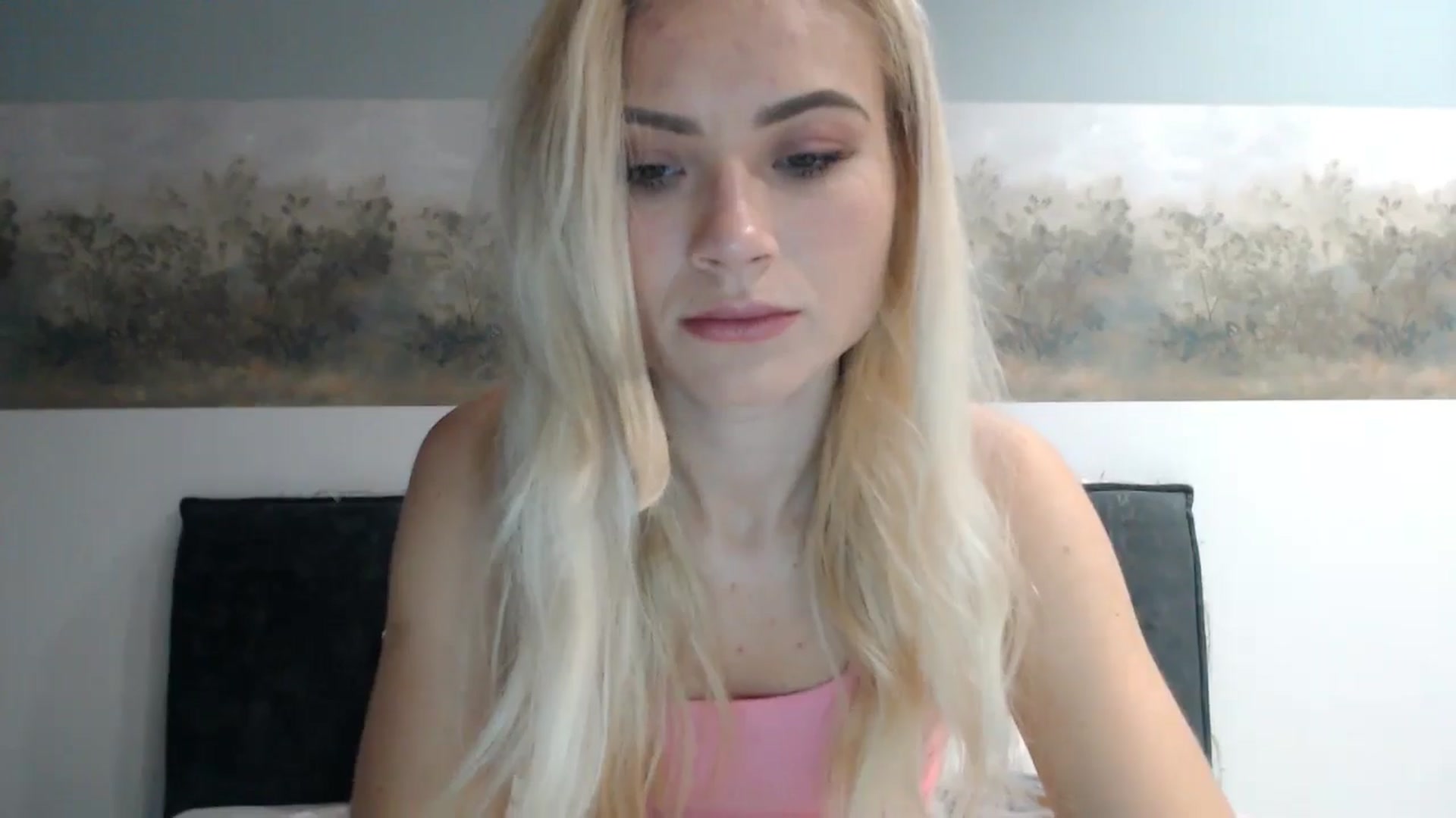 Gallery image thumbnail from fiancee's myfreecams stream on, 05/16/2024, 01:52 image 8 of 20