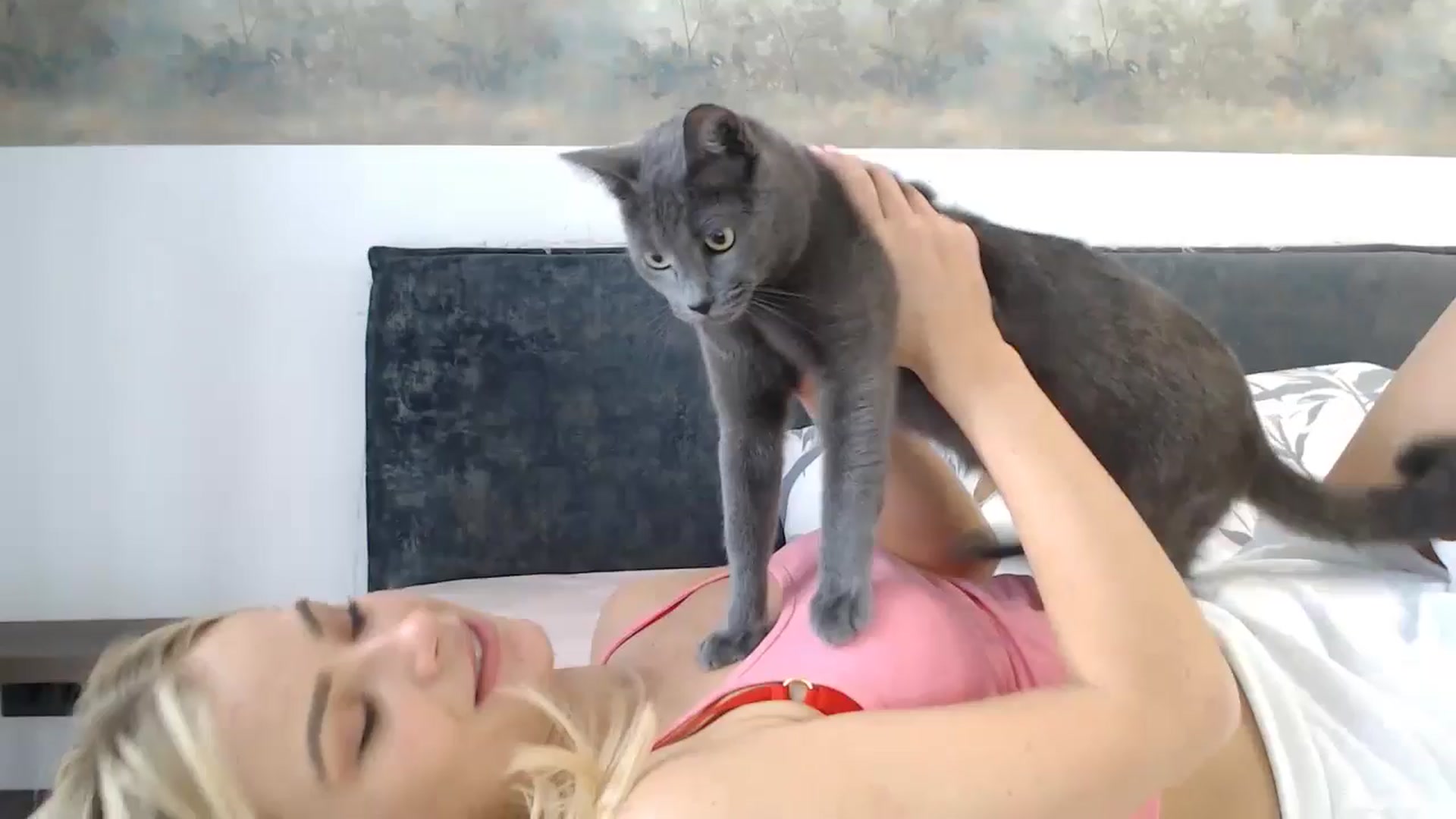 Gallery image thumbnail from fiancee's myfreecams stream on, 05/16/2024, 05:43 image 1 of 20
