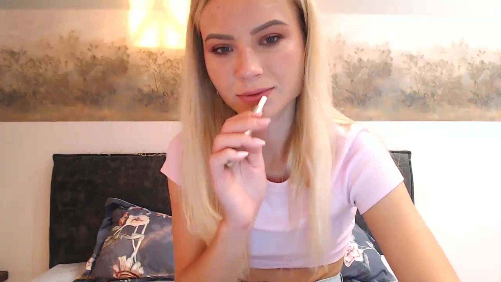 Gallery image thumbnail from fiancee's myfreecams stream on, 05/28/2024, 02:27 image 1 of 20