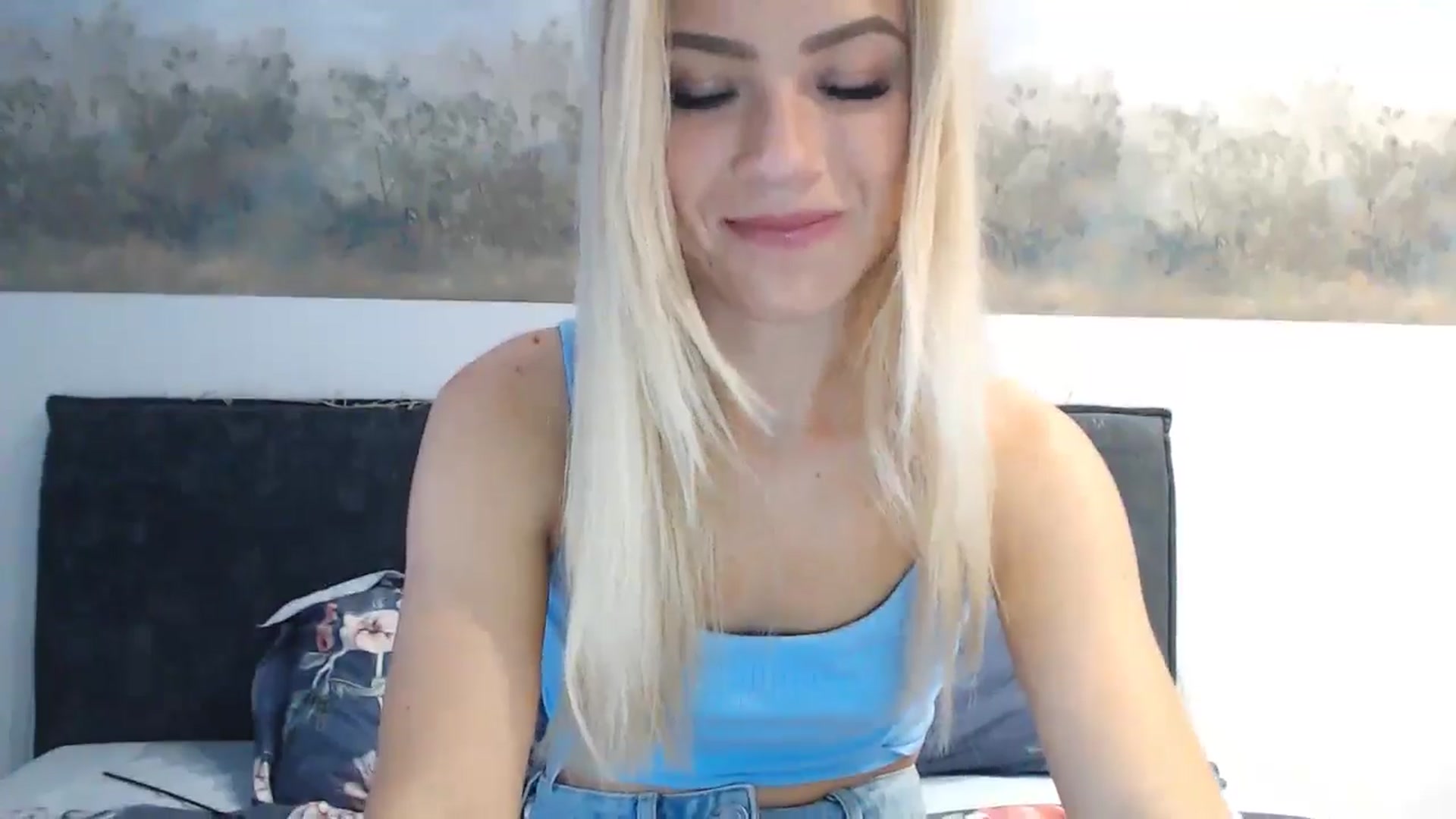 Gallery image thumbnail from fiancee's myfreecams stream on, 05/29/2024, 03:51 image 13 of 20