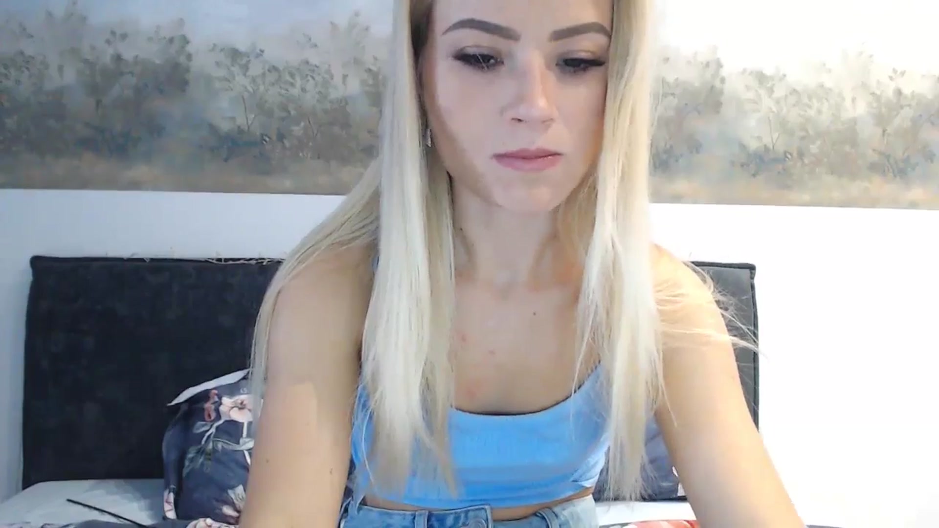 Gallery image thumbnail from fiancee's myfreecams stream on, 05/29/2024, 03:51 image 16 of 20