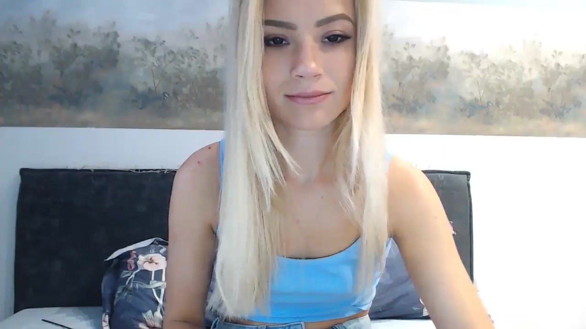 Gallery image thumbnail from fiancee's myfreecams stream on, 05/29/2024, 03:51 image 12 of 20