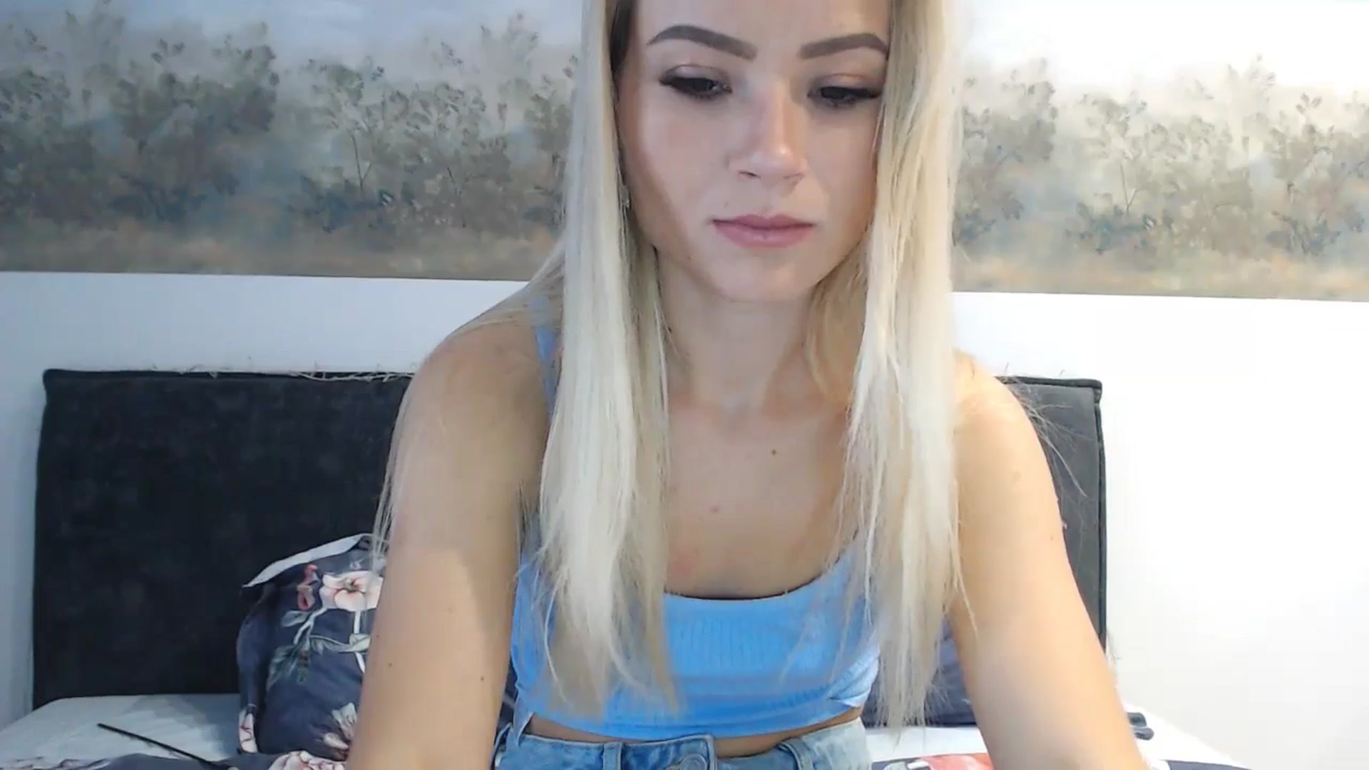 Gallery image thumbnail from fiancee's myfreecams stream on, 05/29/2024, 03:51 image 18 of 20