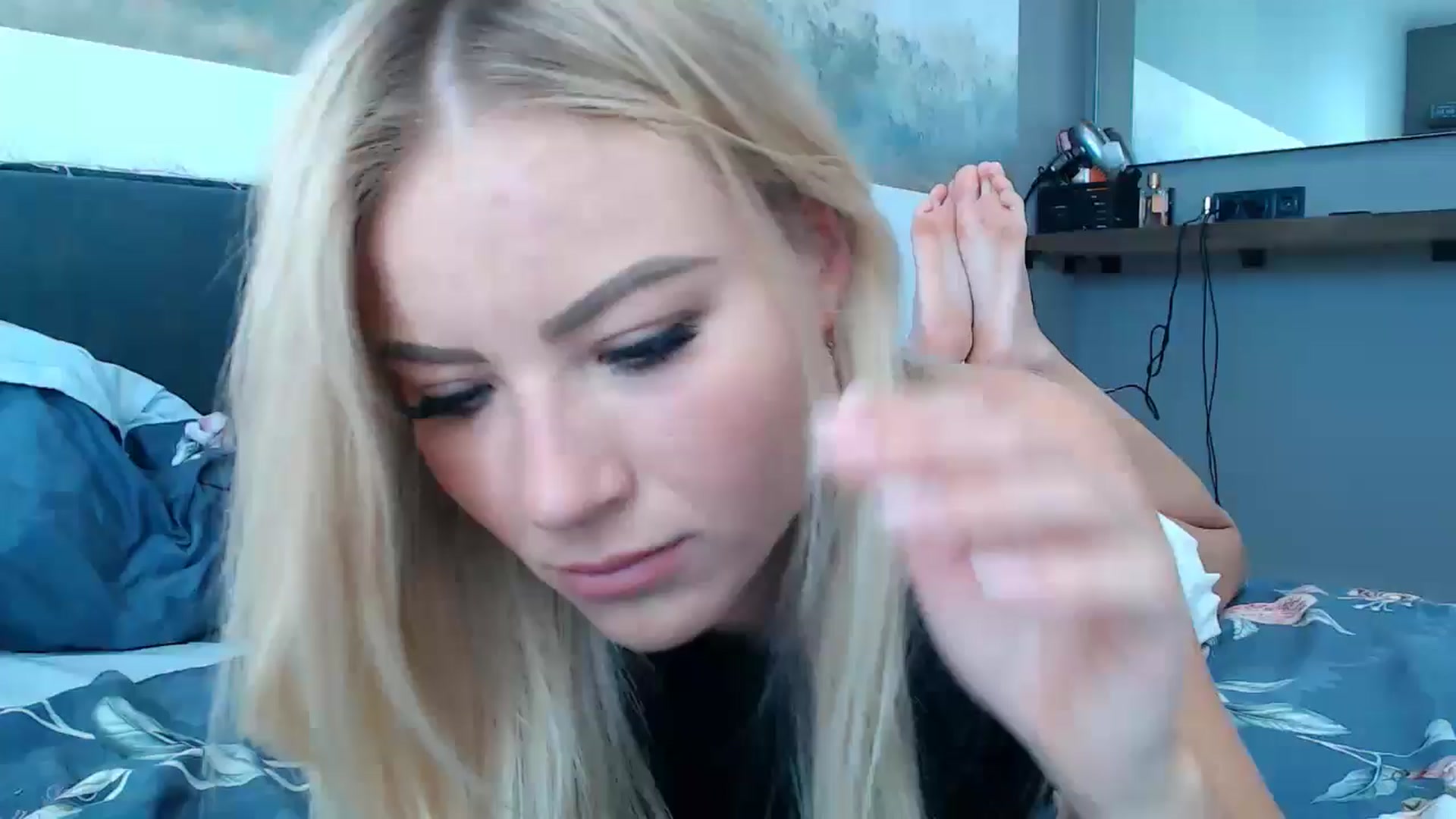 Gallery image thumbnail from fiancee's myfreecams stream on, 05/31/2024, 03:23 image 10 of 20