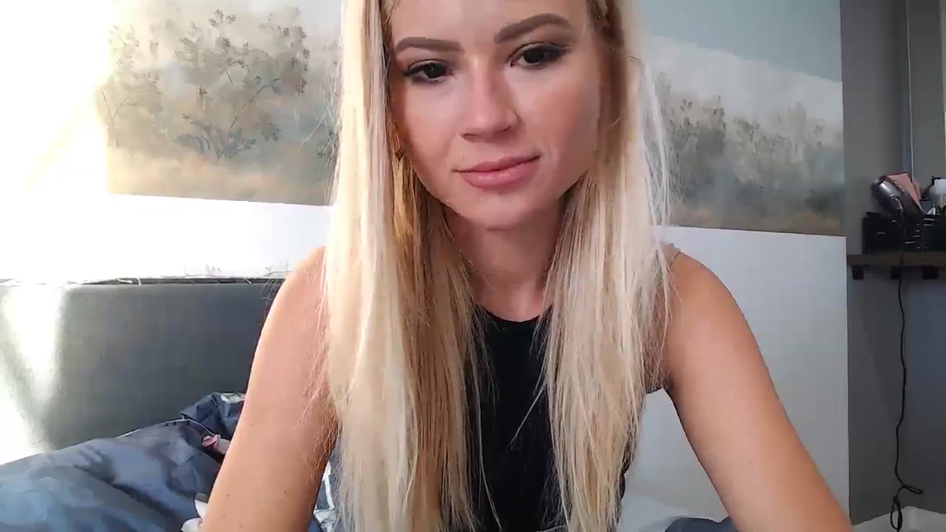 Gallery image thumbnail from fiancee's myfreecams stream on, 06/01/2024, 02:51 image 12 of 20