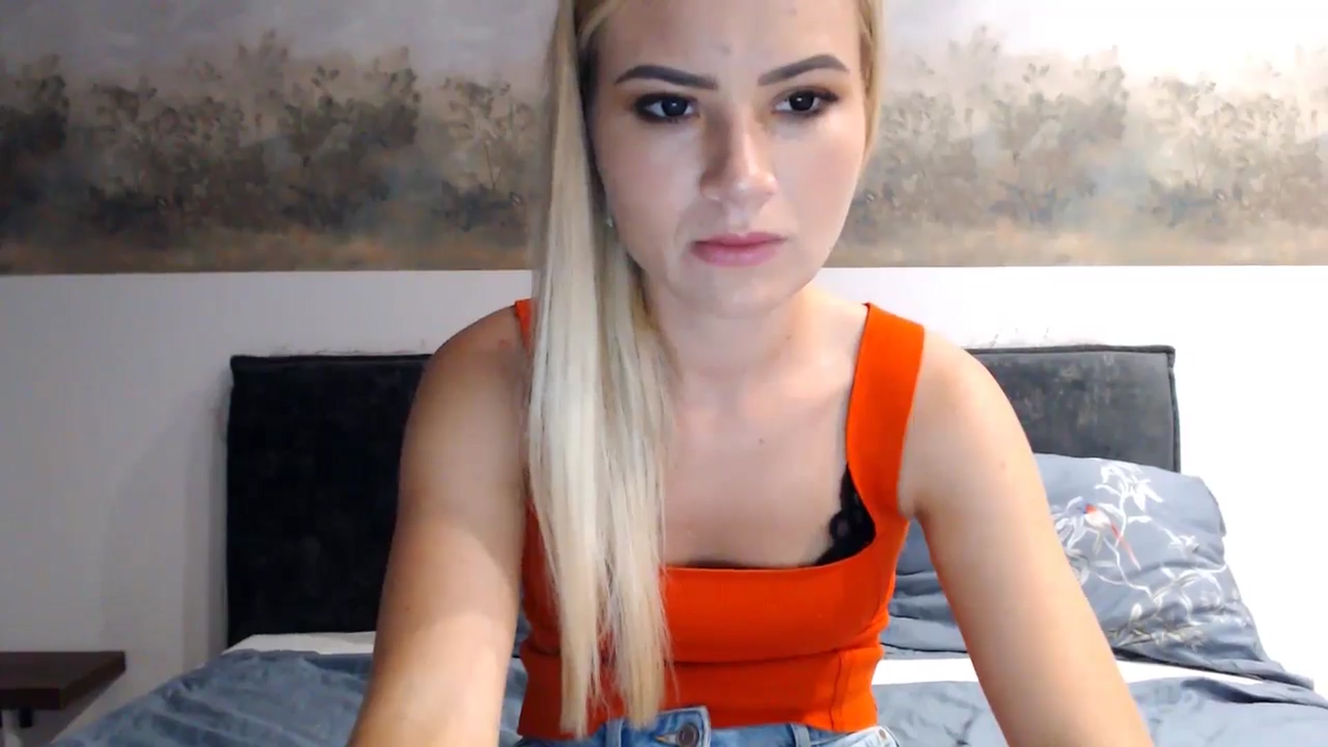 Gallery image thumbnail from fiancee's myfreecams stream on, 06/05/2024, 22:55 image 8 of 20