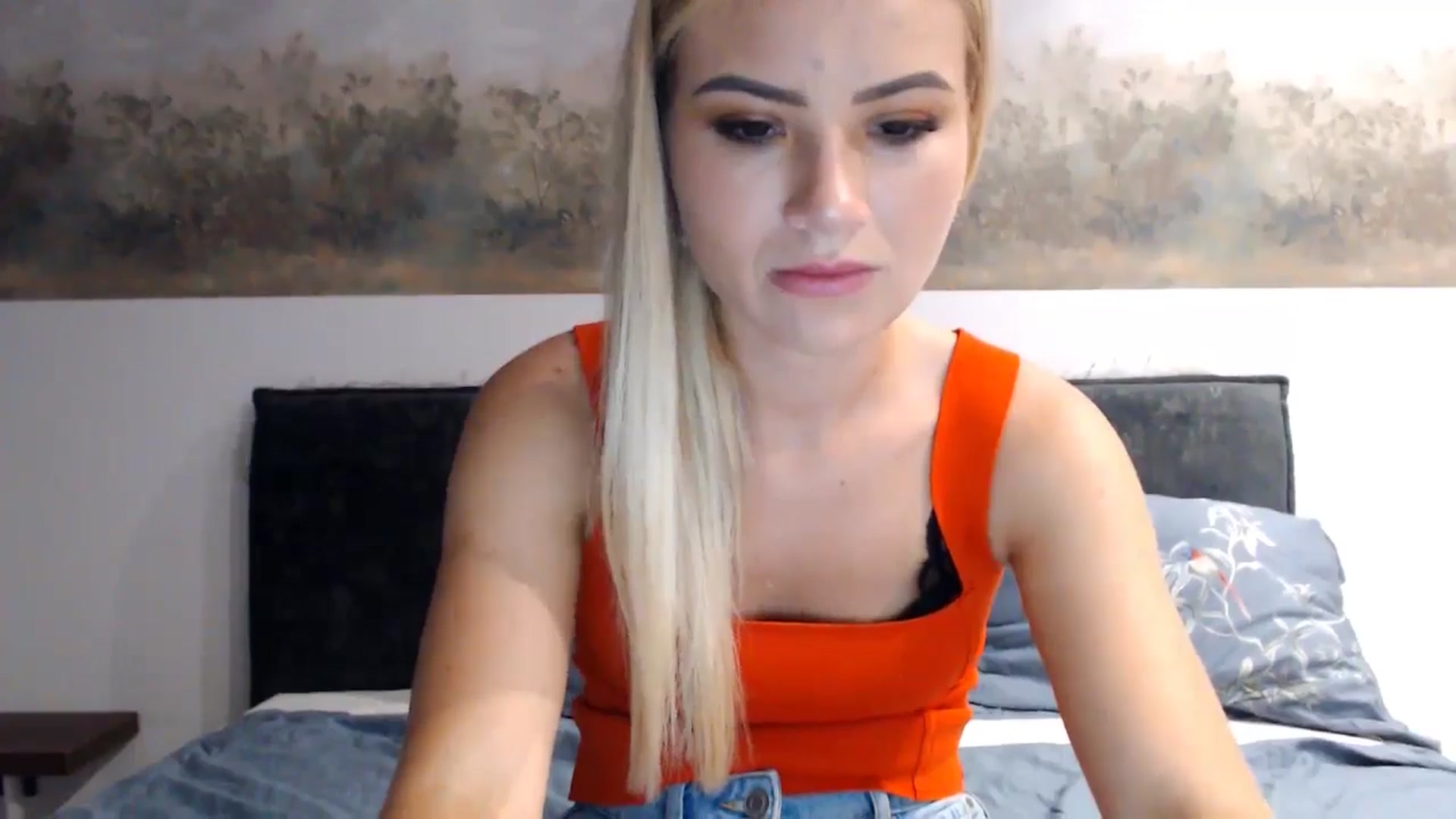 Gallery image thumbnail from fiancee's myfreecams stream on, 06/05/2024, 22:55 image 9 of 20