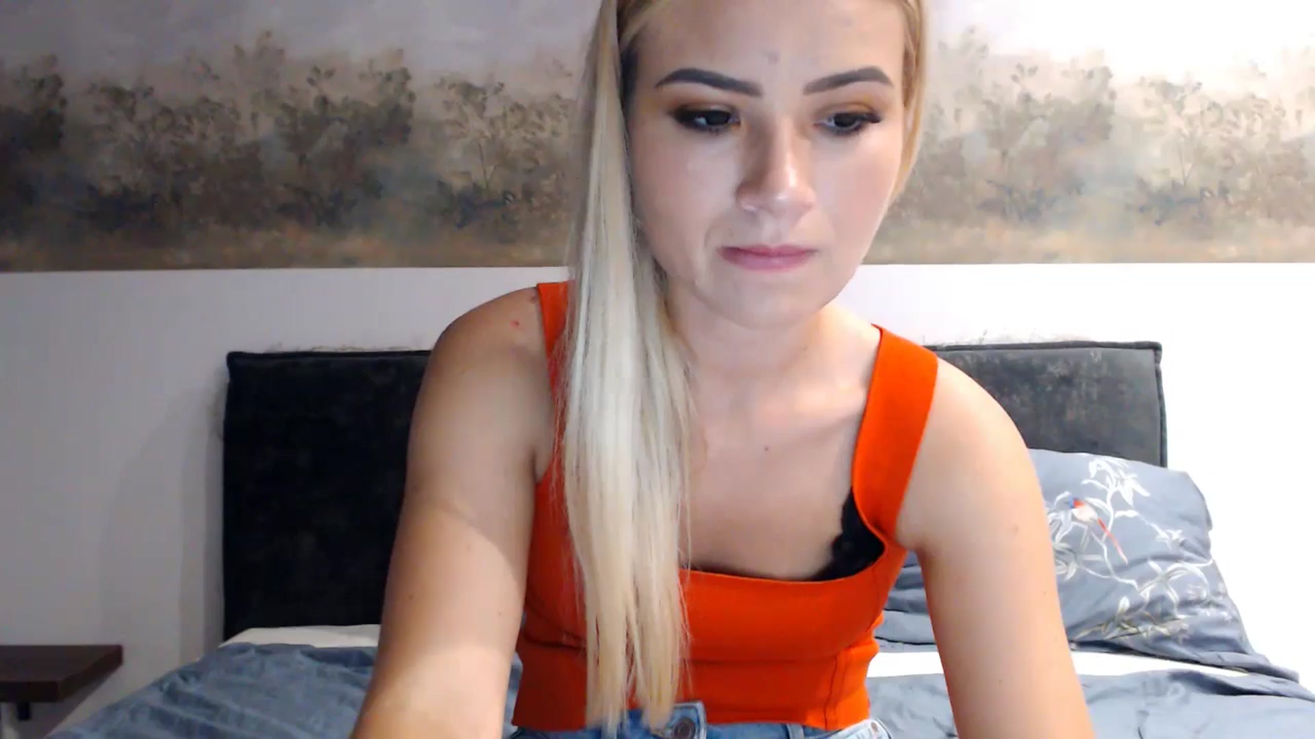 Gallery image thumbnail from fiancee's myfreecams stream on, 06/05/2024, 22:55 image 11 of 20