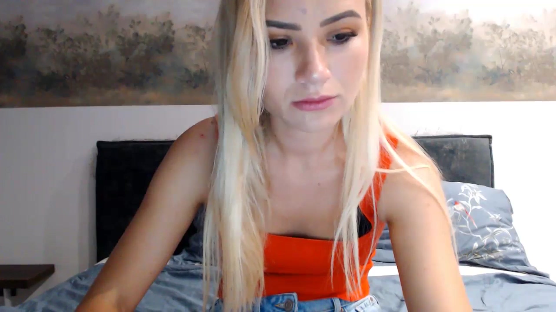 Gallery image thumbnail from fiancee's myfreecams stream on, 06/05/2024, 22:55 image 2 of 20