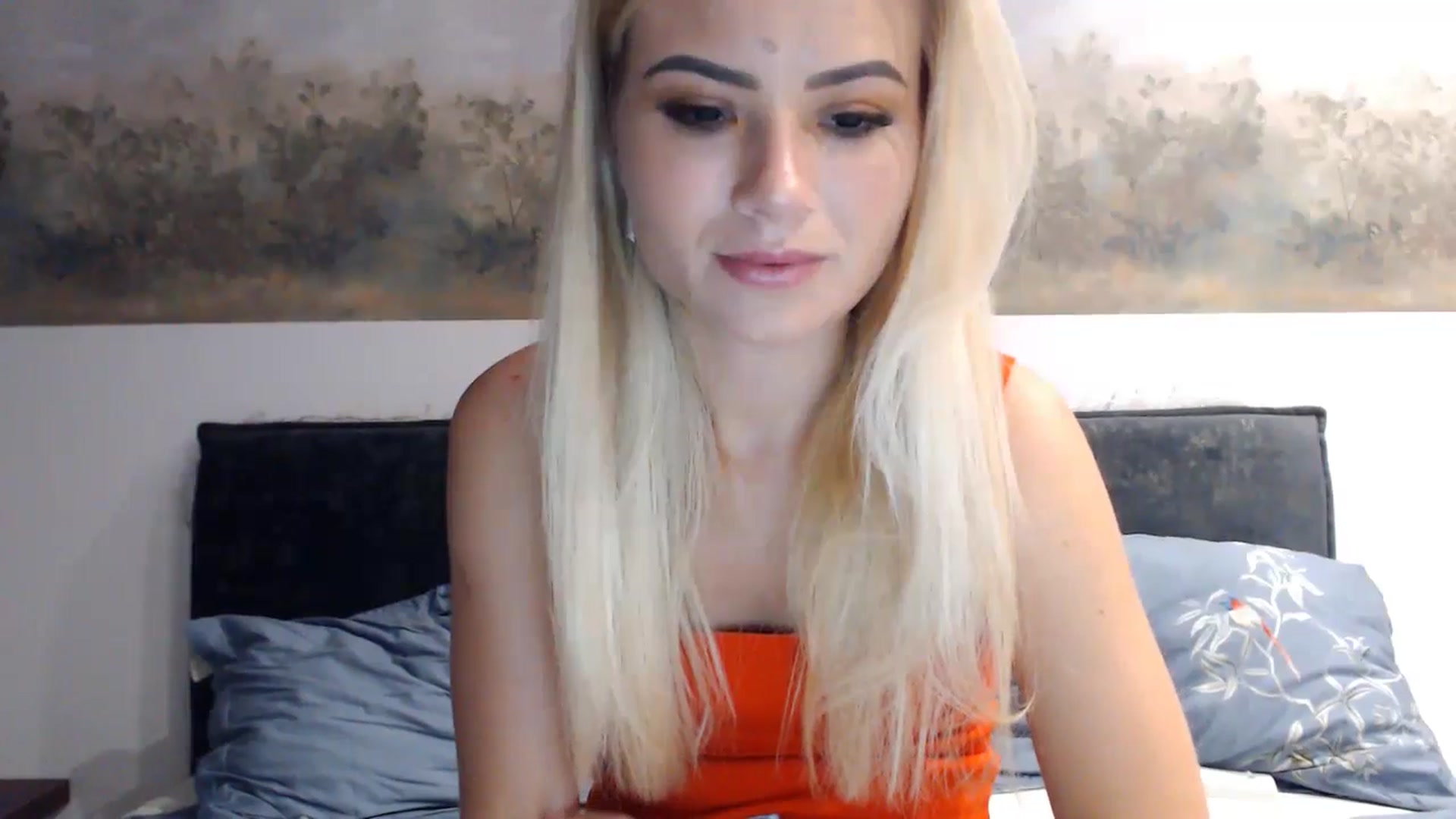 Gallery image thumbnail from fiancee's myfreecams stream on, 06/06/2024, 24:14 image 18 of 20