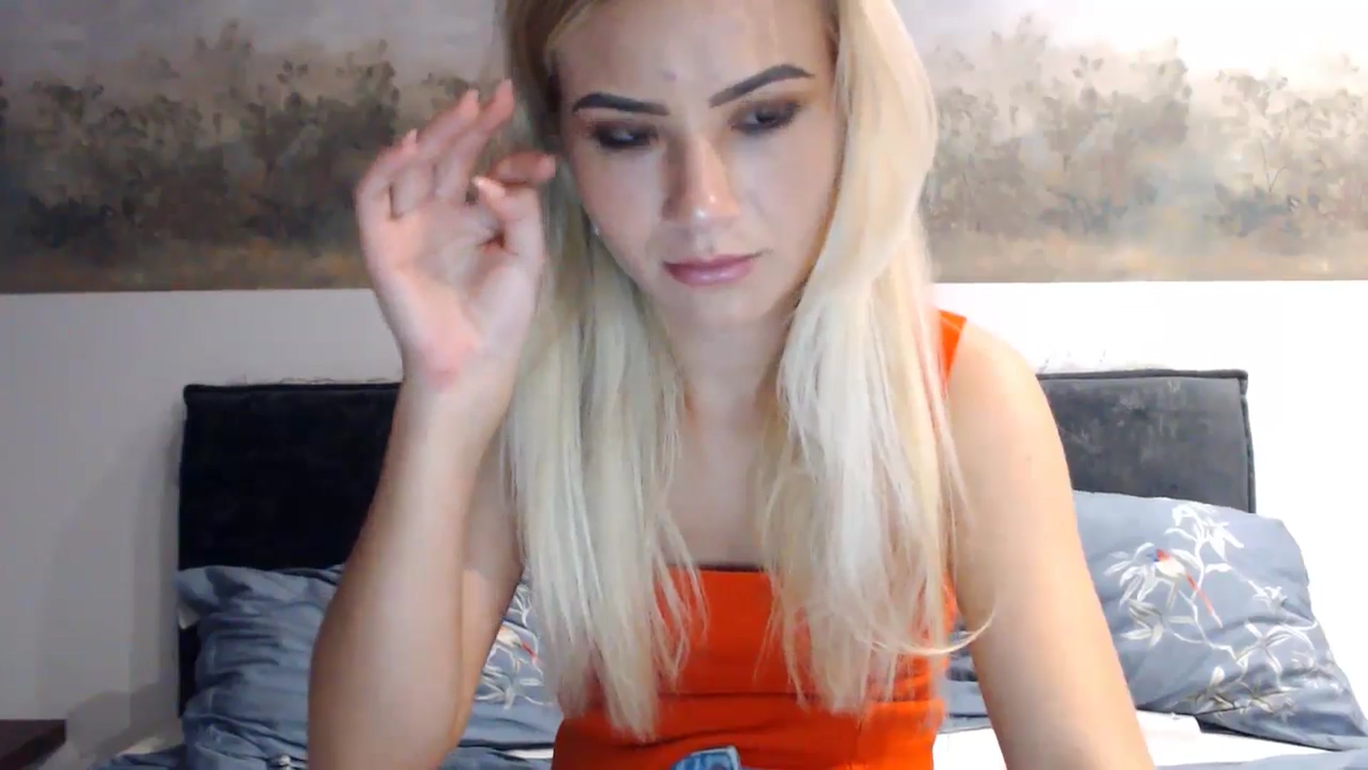 Gallery image thumbnail from fiancee's myfreecams stream on, 06/06/2024, 24:14 image 16 of 20