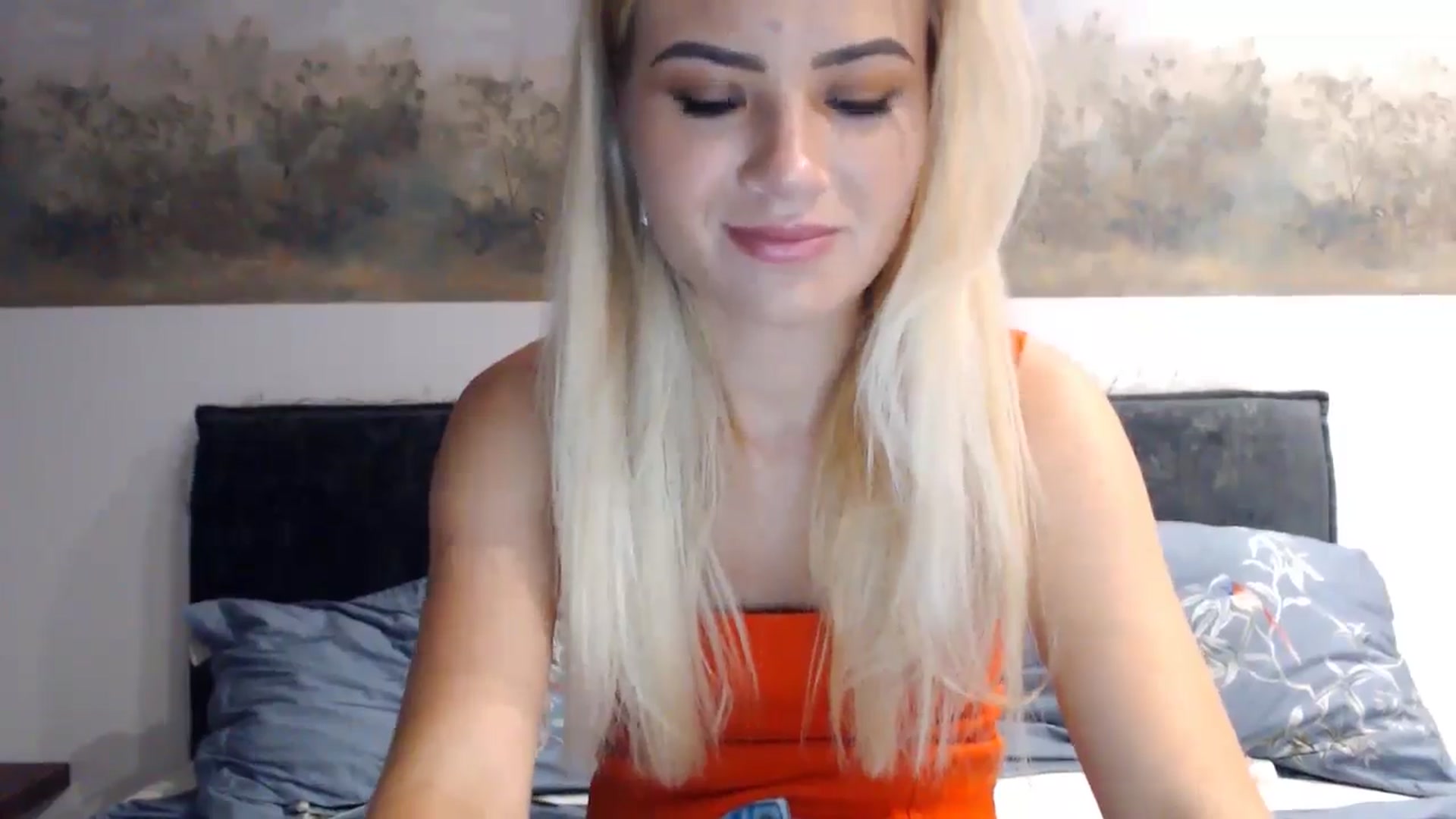 Gallery image thumbnail from fiancee's myfreecams stream on, 06/06/2024, 24:14 image 17 of 20