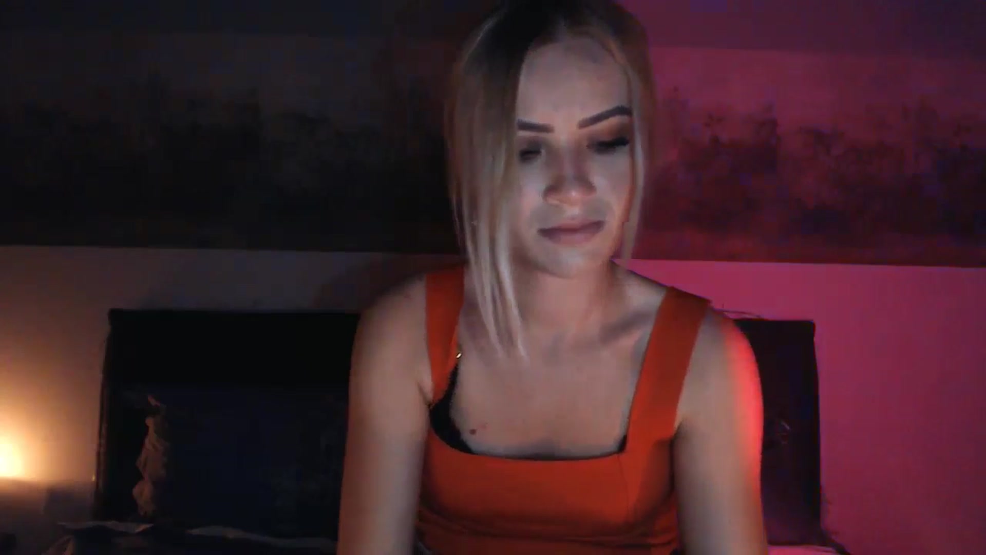 Gallery image thumbnail from fiancee's myfreecams stream on, 06/06/2024, 22:37 image 16 of 20