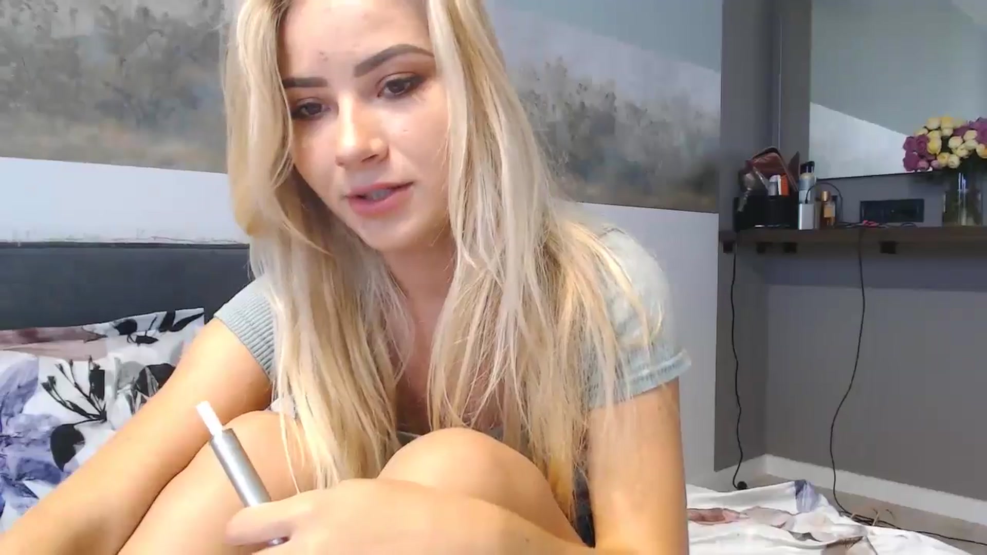 Gallery image thumbnail from fiancee's myfreecams stream on, 06/07/2024, 12:44 image 12 of 20