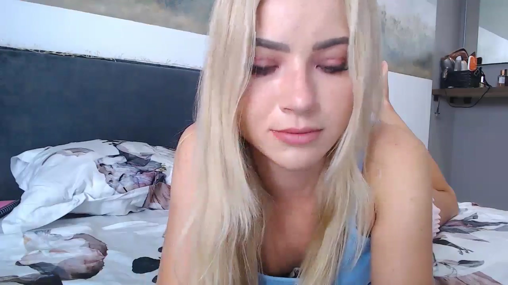 Gallery image thumbnail from fiancee's myfreecams stream on, 06/11/2024, 05:57 image 11 of 20